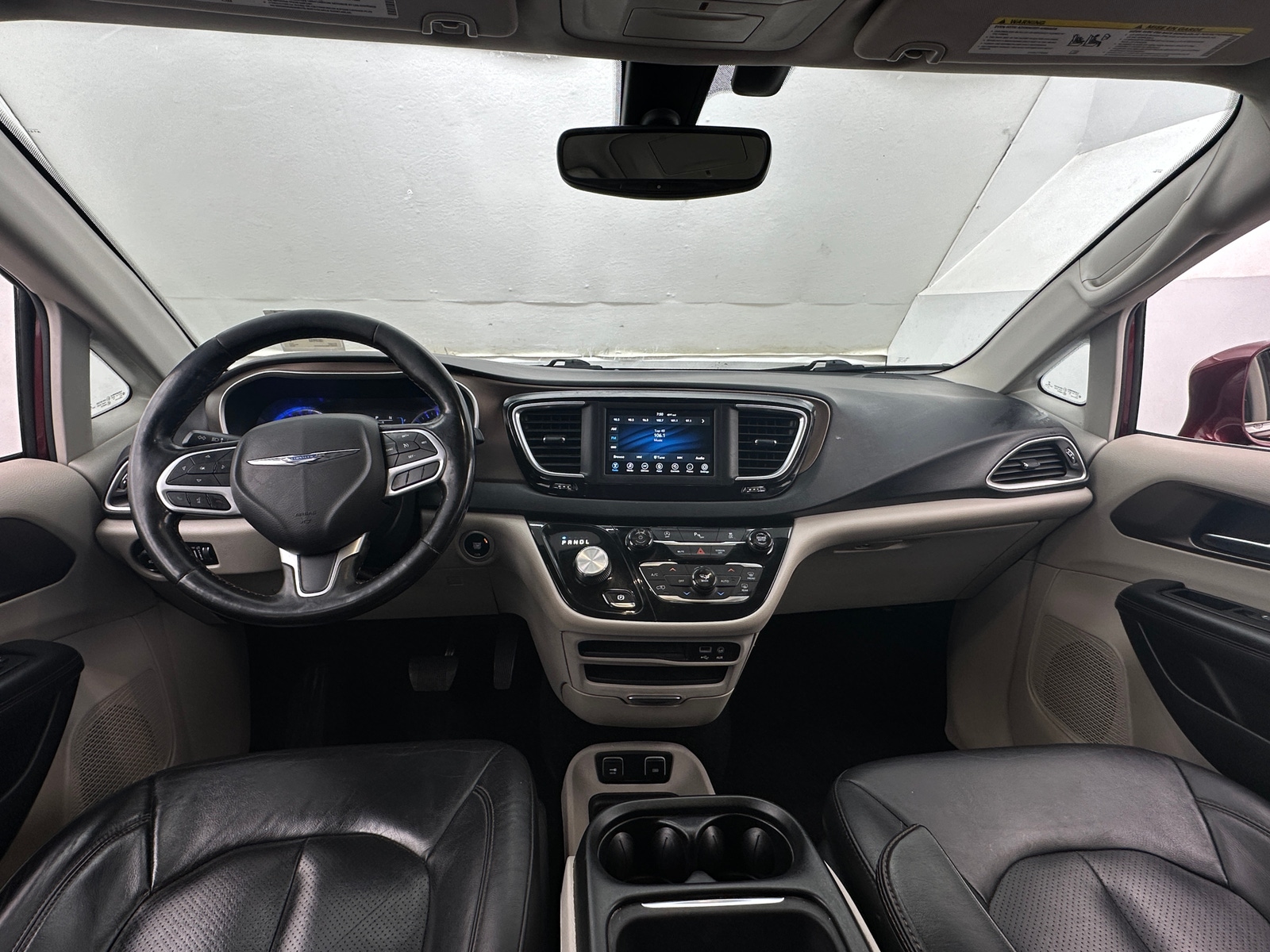 Thumbnail: 2019 Chrysler Pacifica - 2
