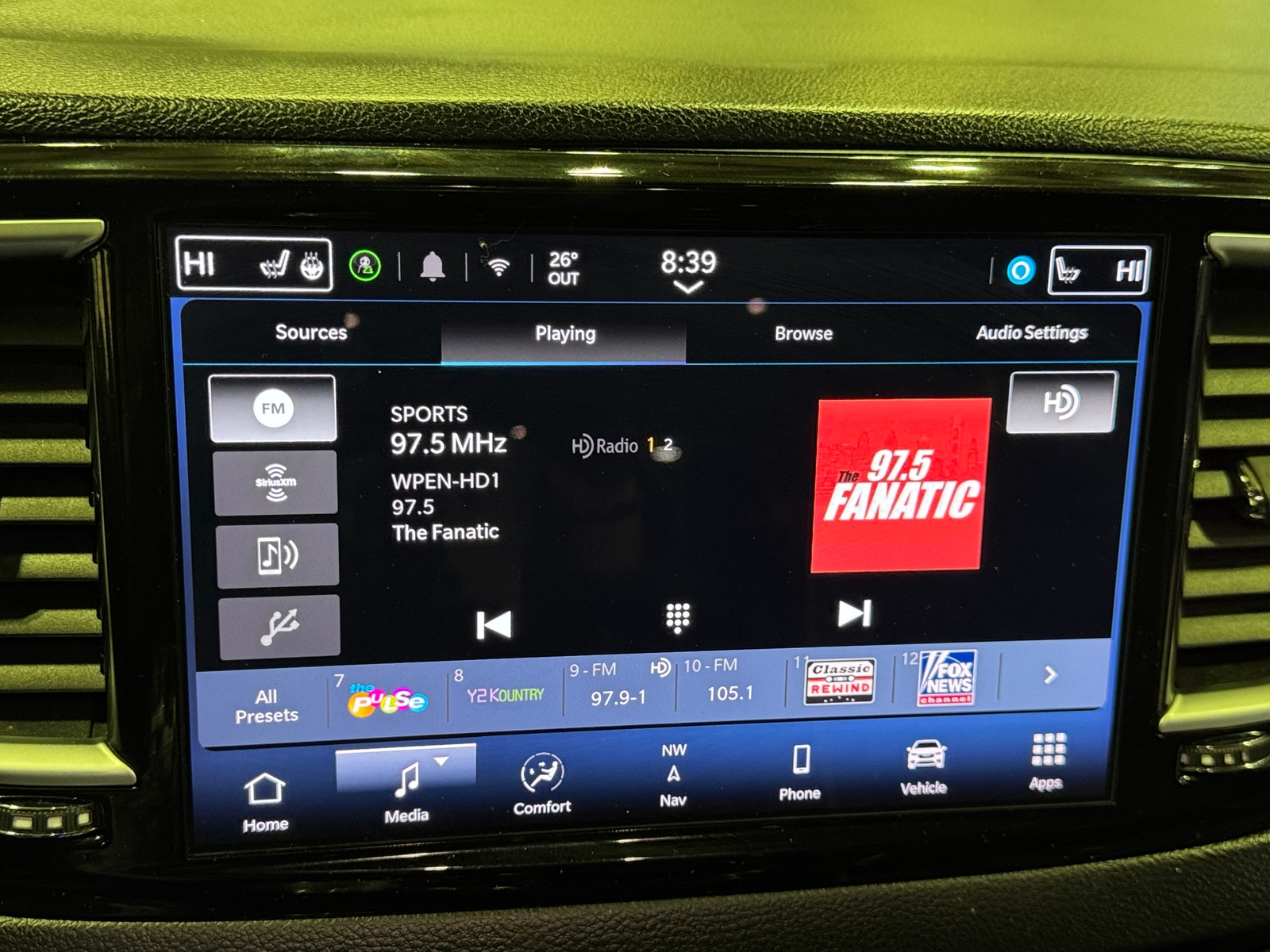 Thumbnail: 2025 Chrysler Pacifica - 3