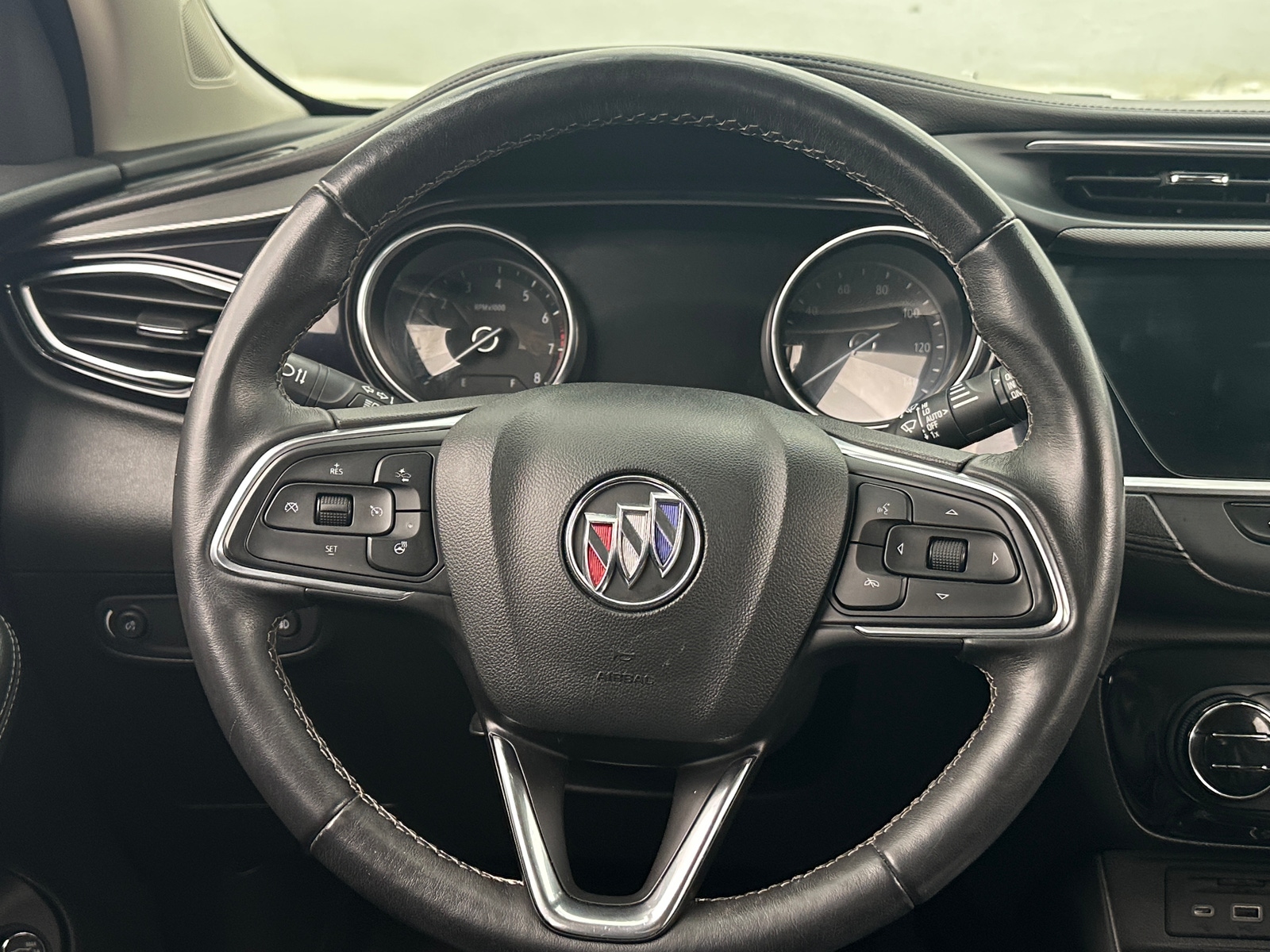 Thumbnail: 2020 Buick Encore GX - 4