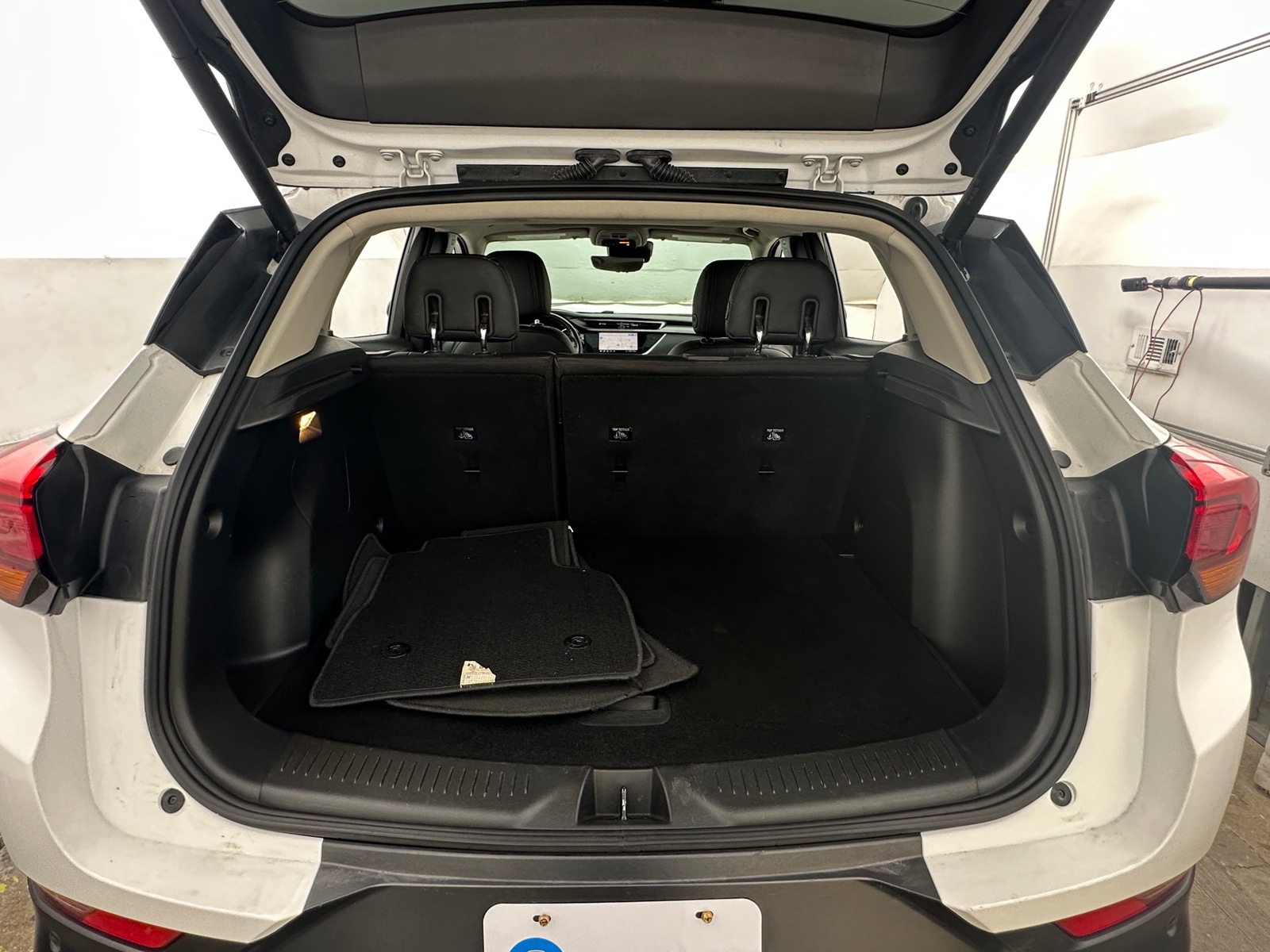 Thumbnail: 2020 Buick Encore GX - 6