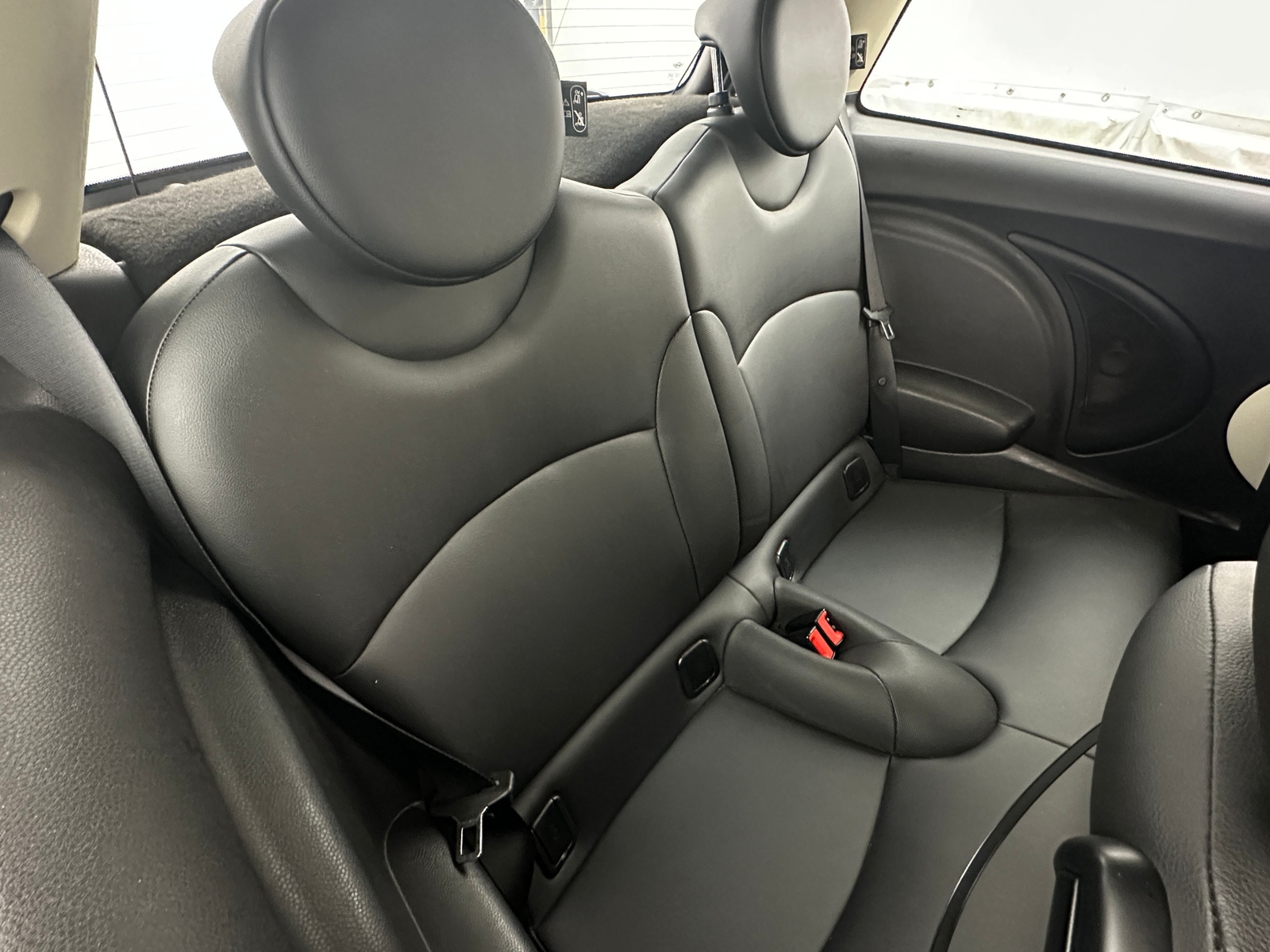 Thumbnail: 2013 MINI Cooper Hardtop - 5