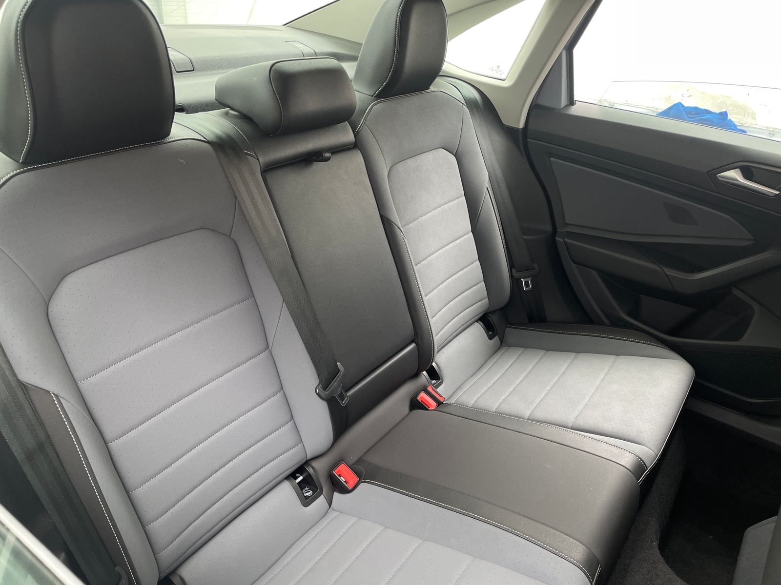 Thumbnail: 2025 Volkswagen Jetta - 5