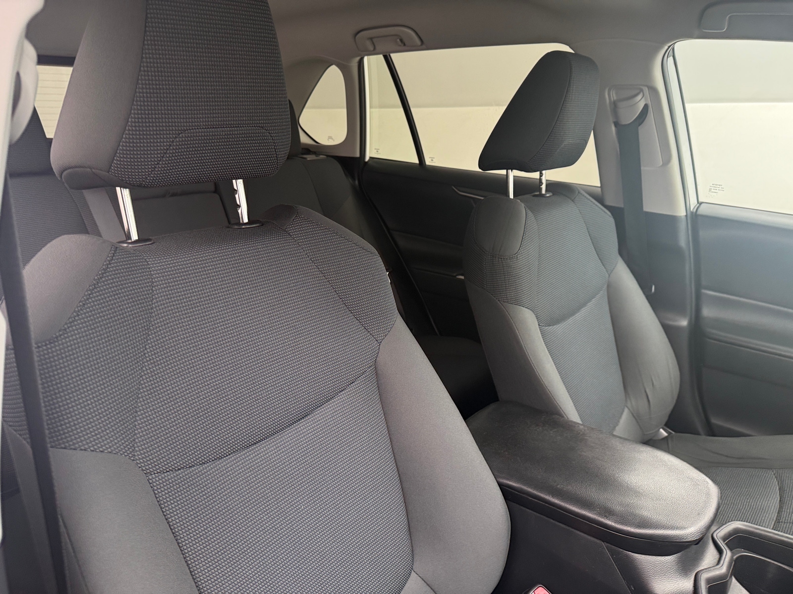 Thumbnail: 2019 Toyota RAV4 - 2