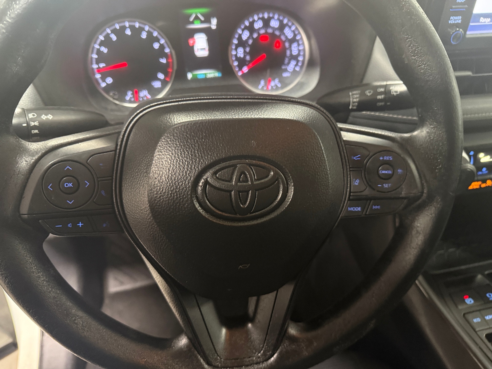 Thumbnail: 2019 Toyota RAV4 - 5