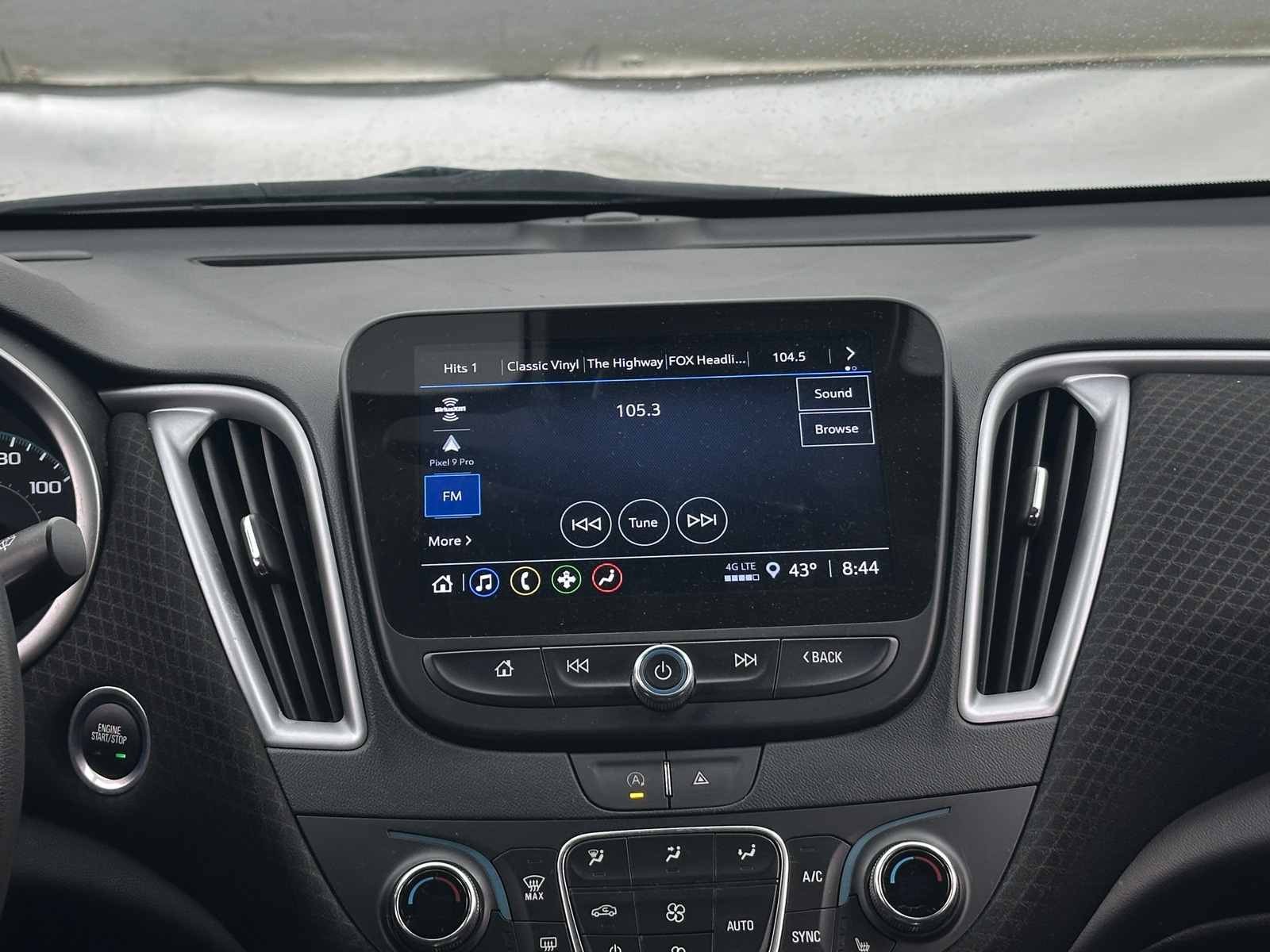 Thumbnail: 2024 Chevrolet Malibu - 4