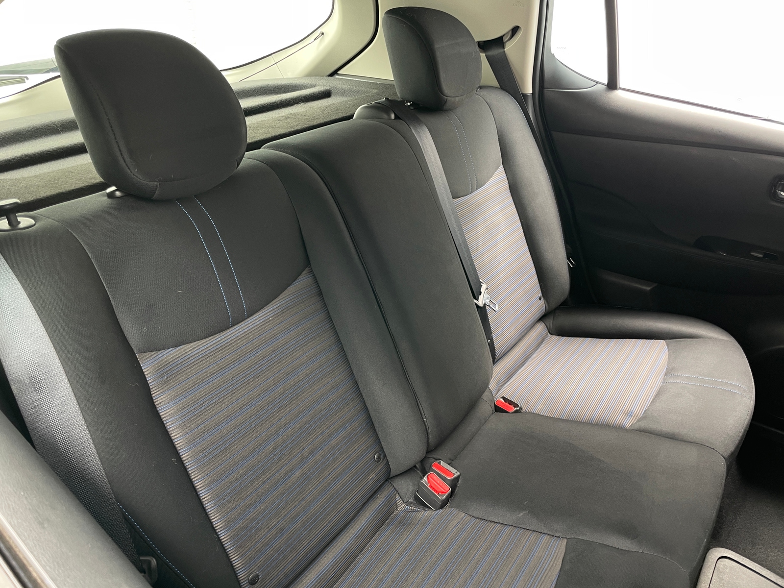 Thumbnail: 2018 Nissan Leaf - 6