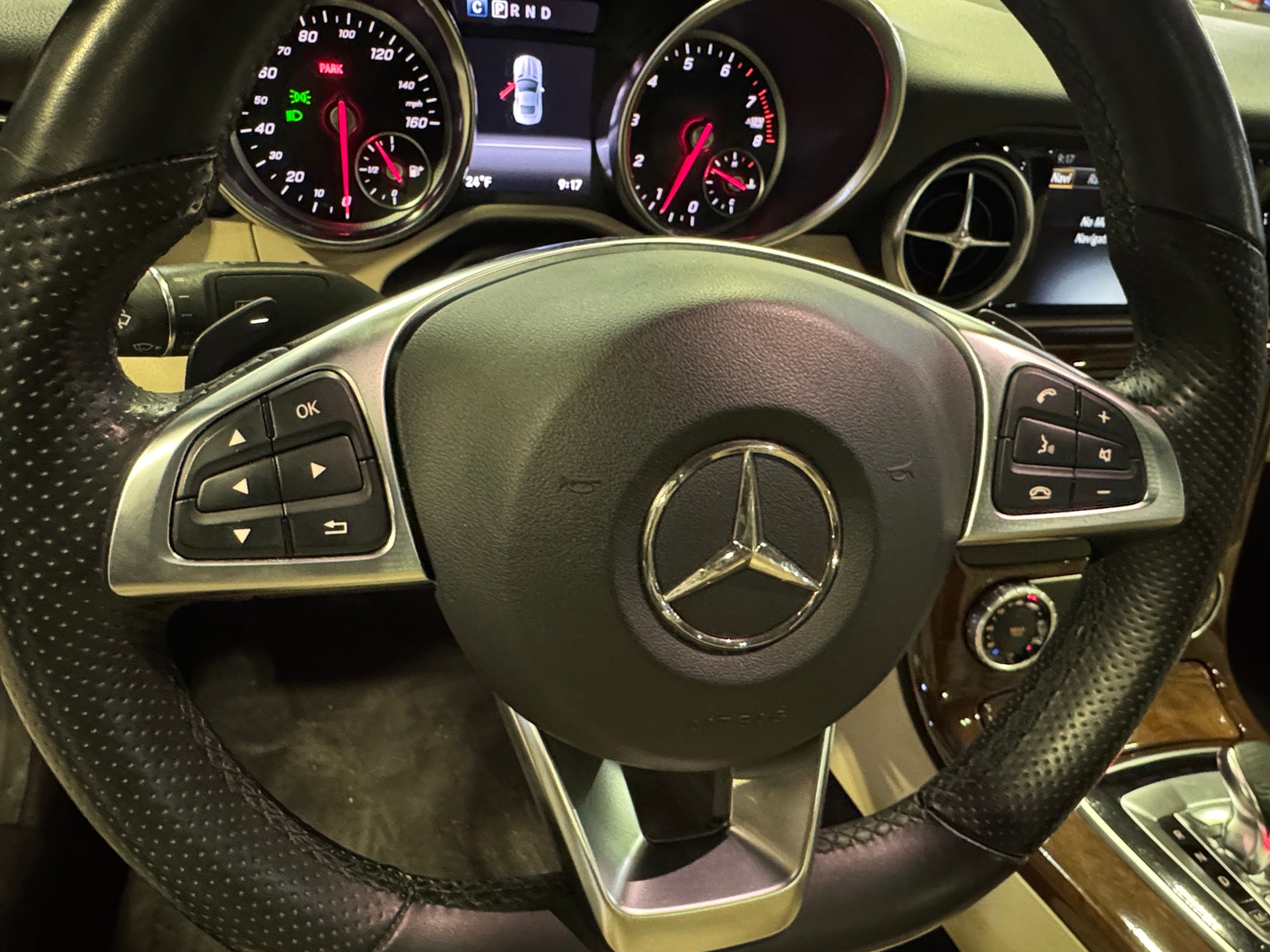 Thumbnail: 2018 Mercedes-Benz SLC - 4