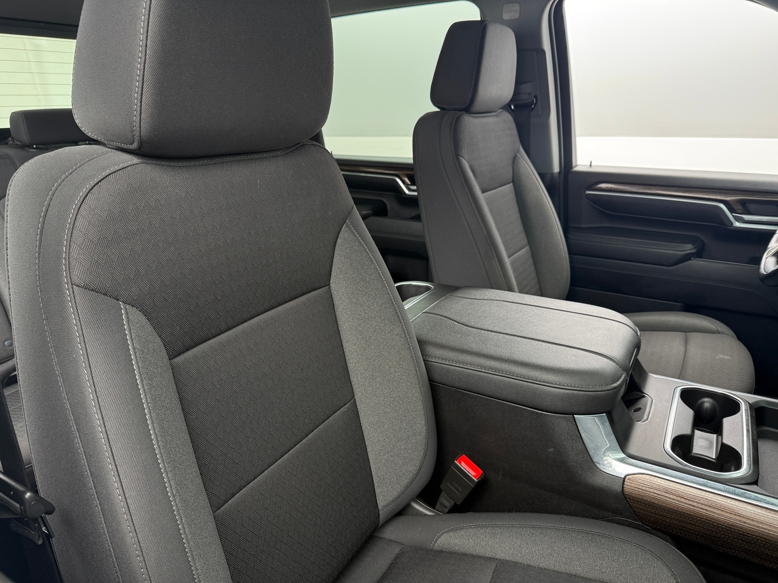 Thumbnail: 2024 Chevrolet Silverado 2500 - 2