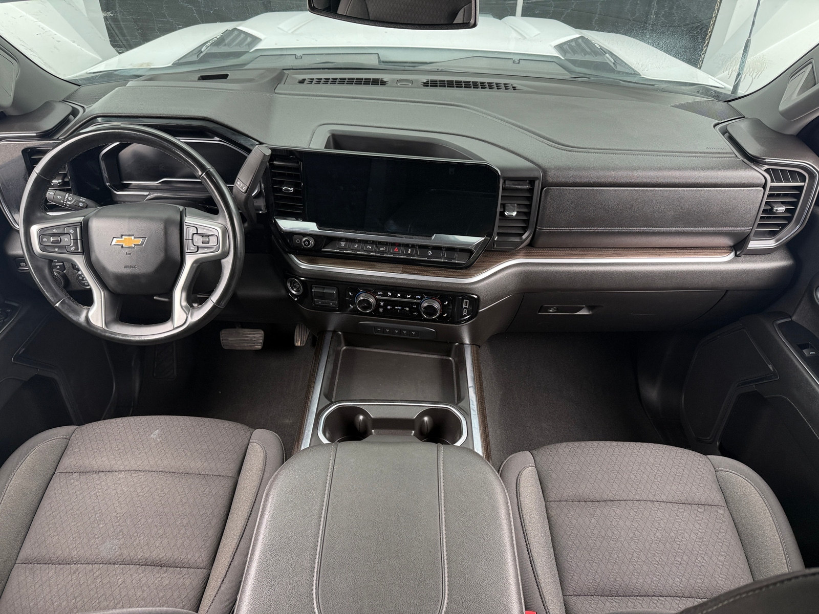 Thumbnail: 2024 Chevrolet Silverado 2500 - 3