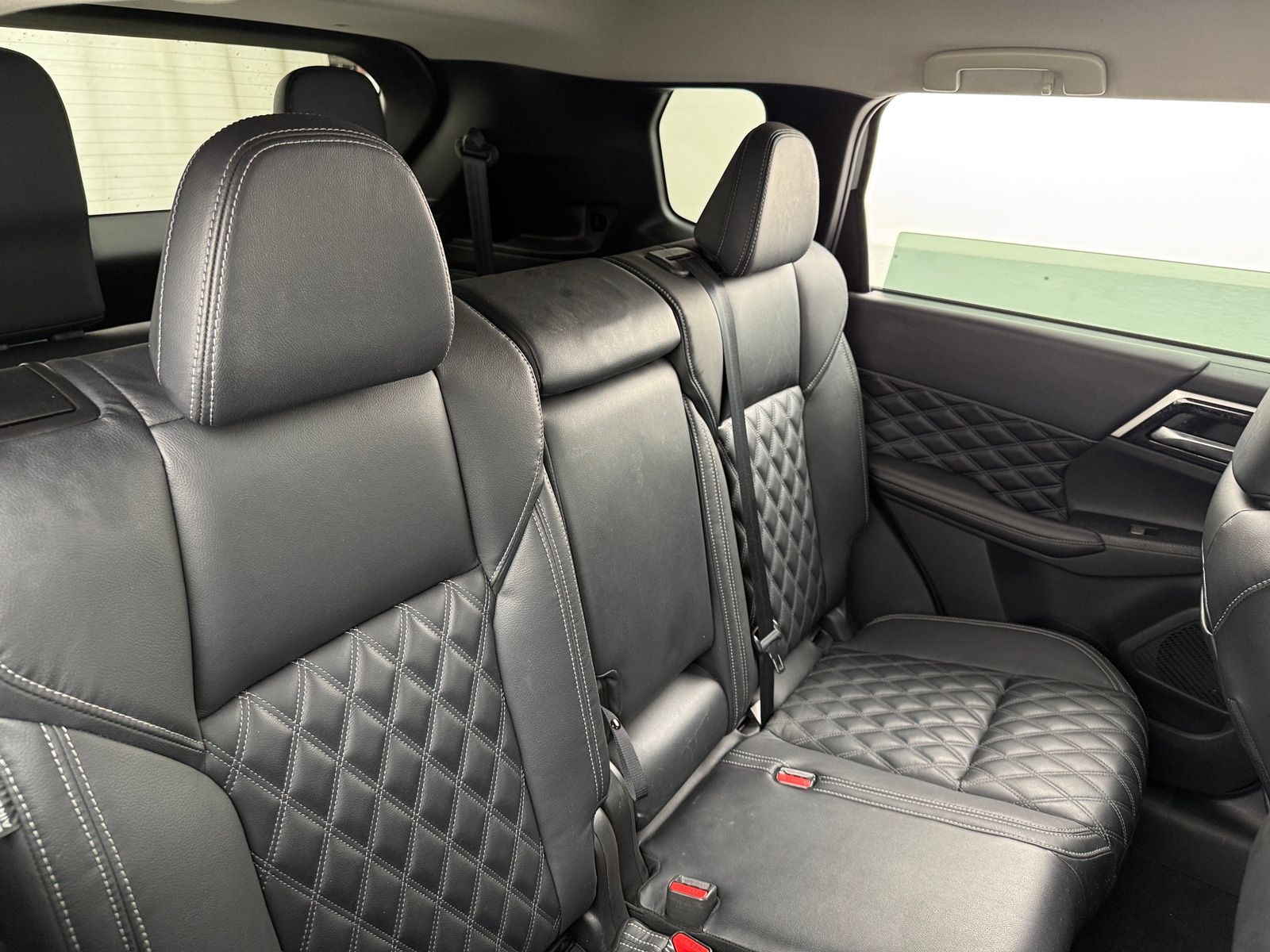 Thumbnail: 2022 Mitsubishi Outlander - 5