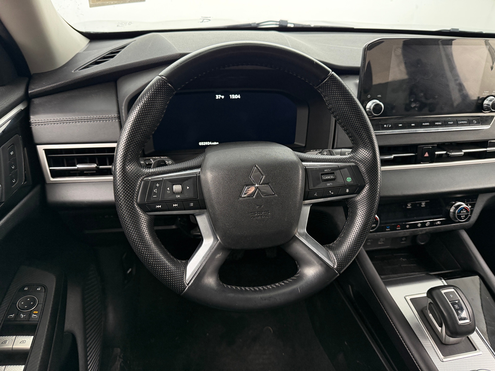 Thumbnail: 2022 Mitsubishi Outlander - 4