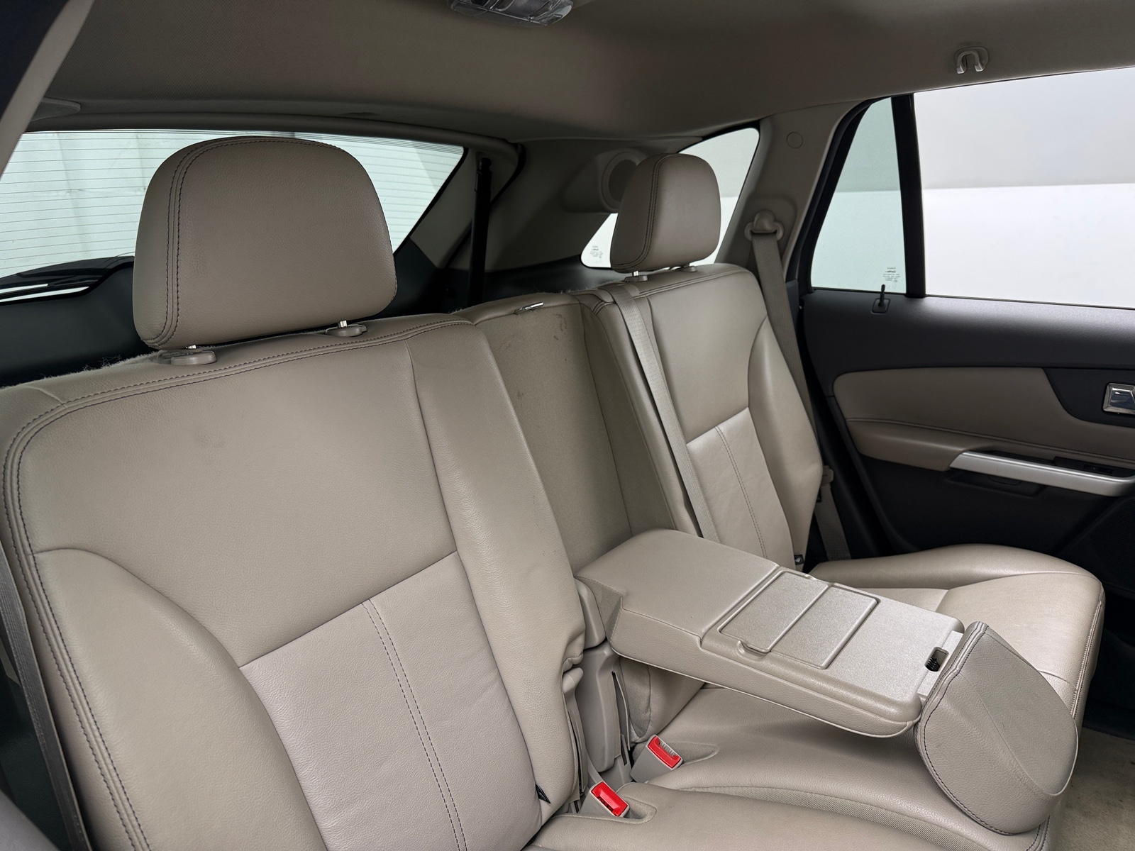 Thumbnail: 2012 Ford Edge - 5