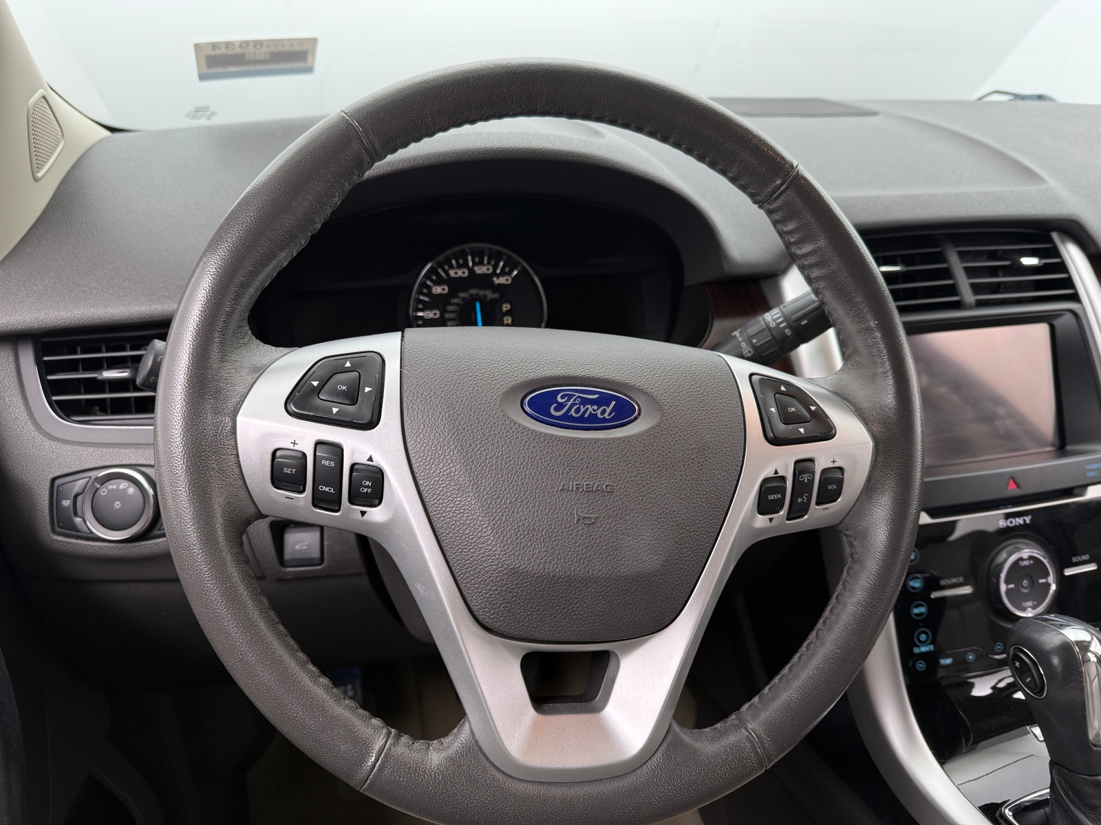 Thumbnail: 2012 Ford Edge - 4