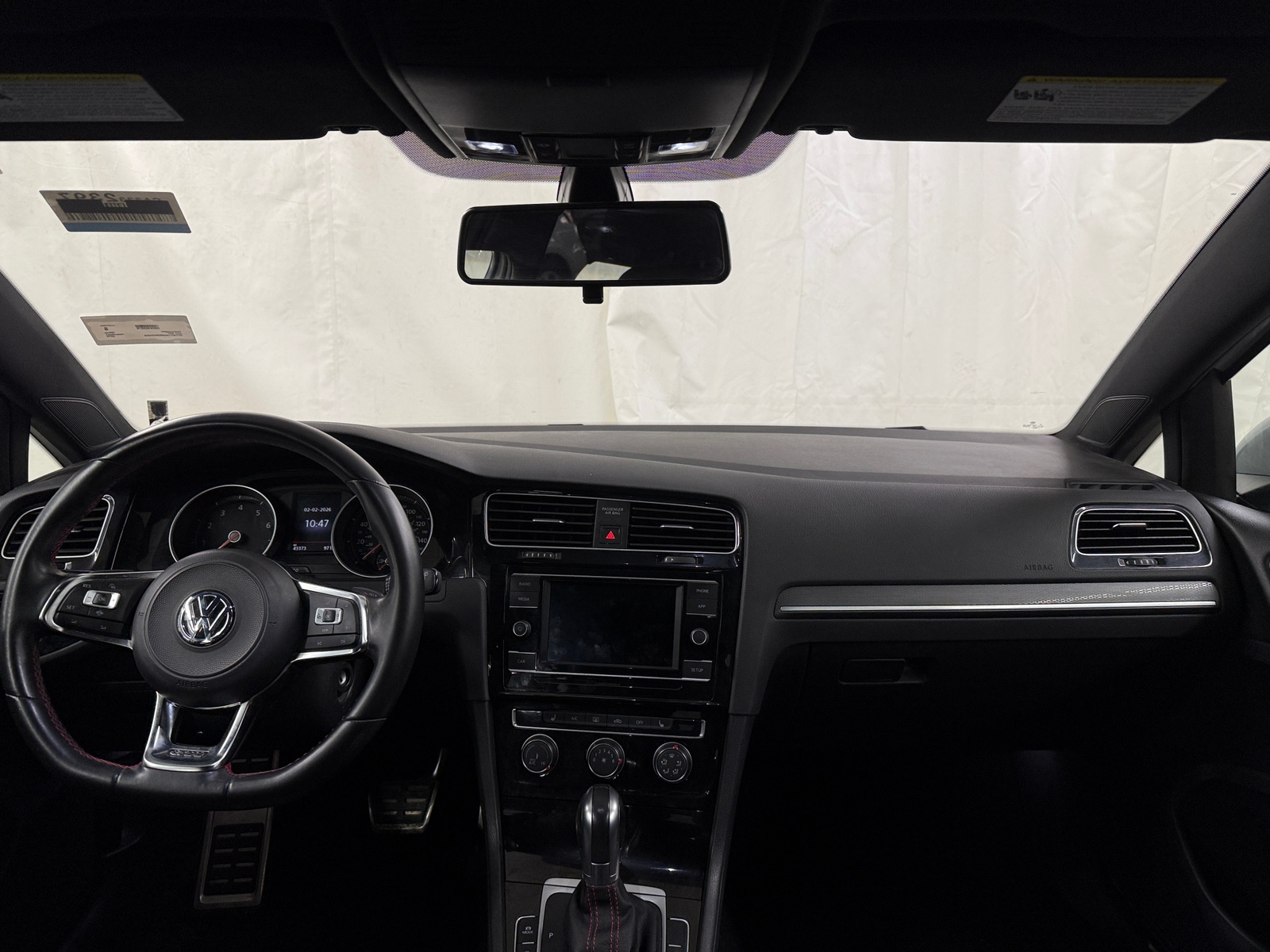 Thumbnail: 2019 Volkswagen Golf - 3