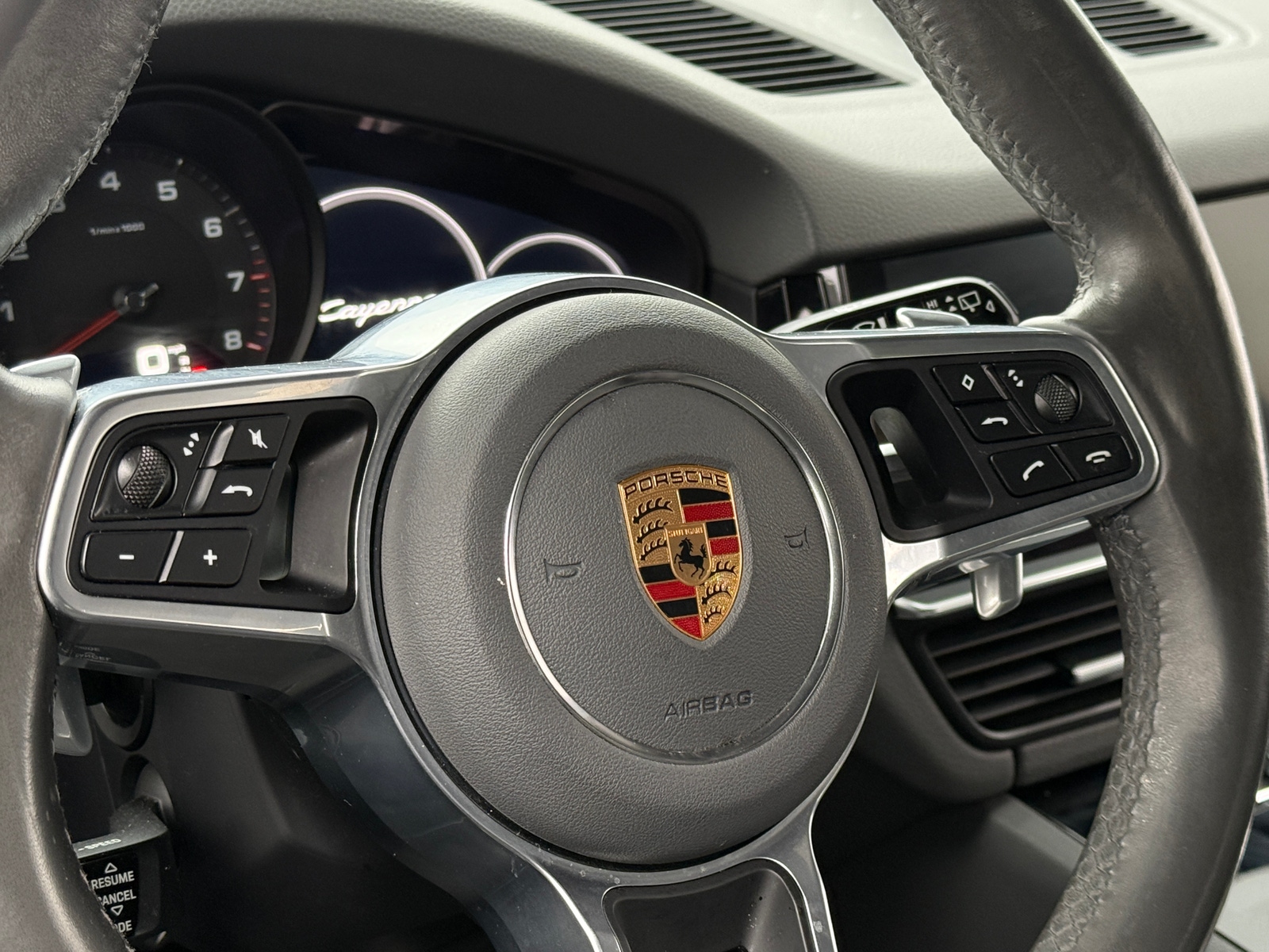 Thumbnail: 2020 Porsche Cayenne - 4