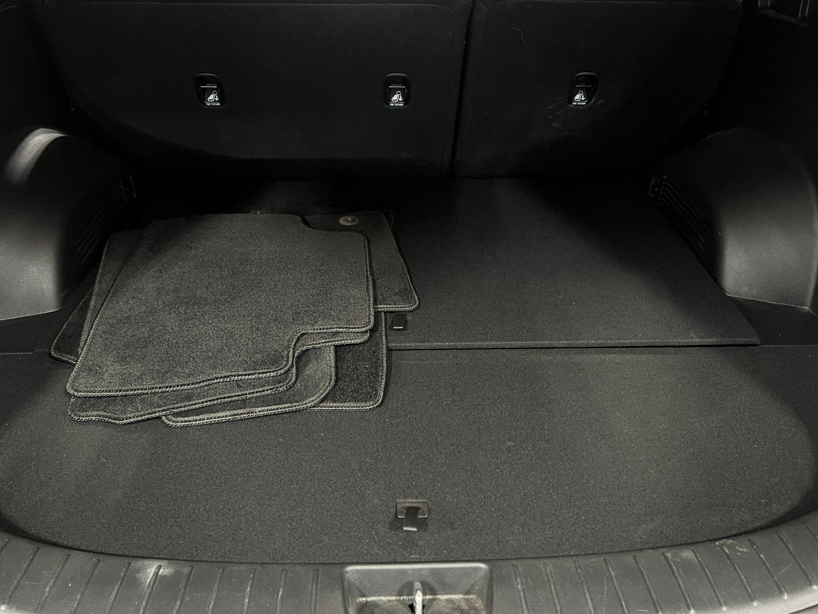 Thumbnail: 2023 Hyundai Santa Fe - 7