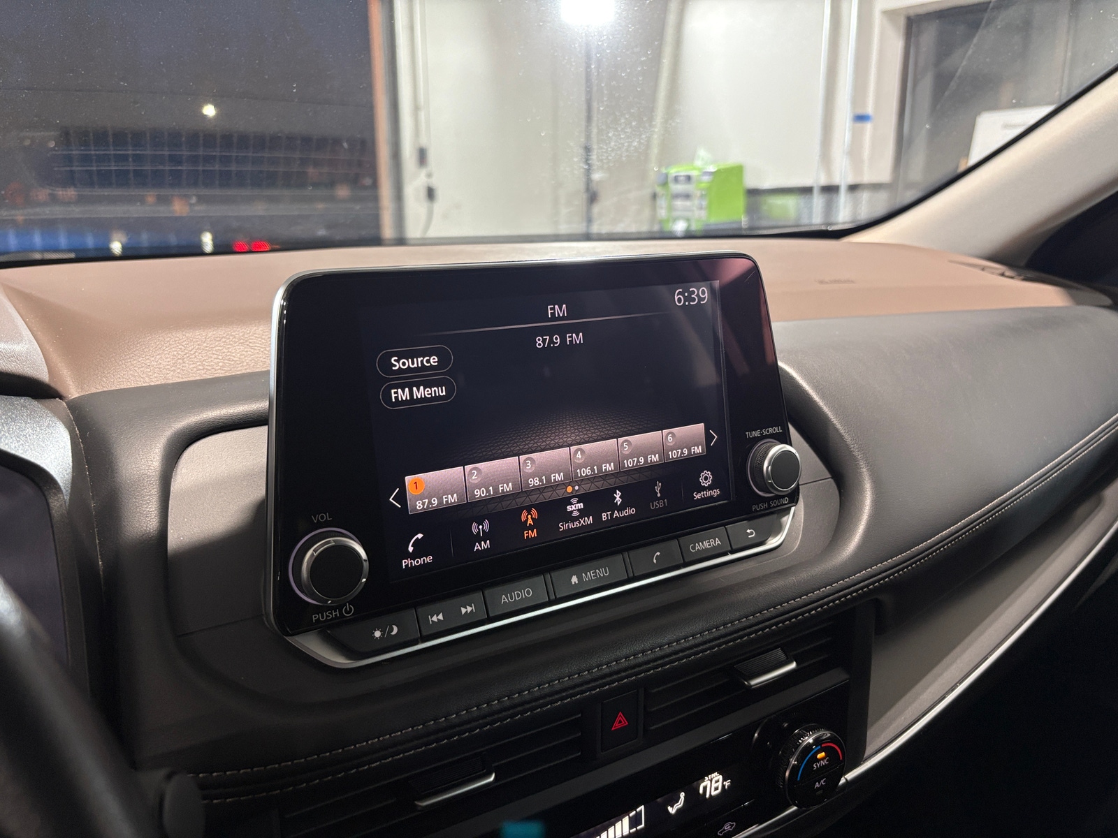 Thumbnail: 2023 Nissan Rogue - 4