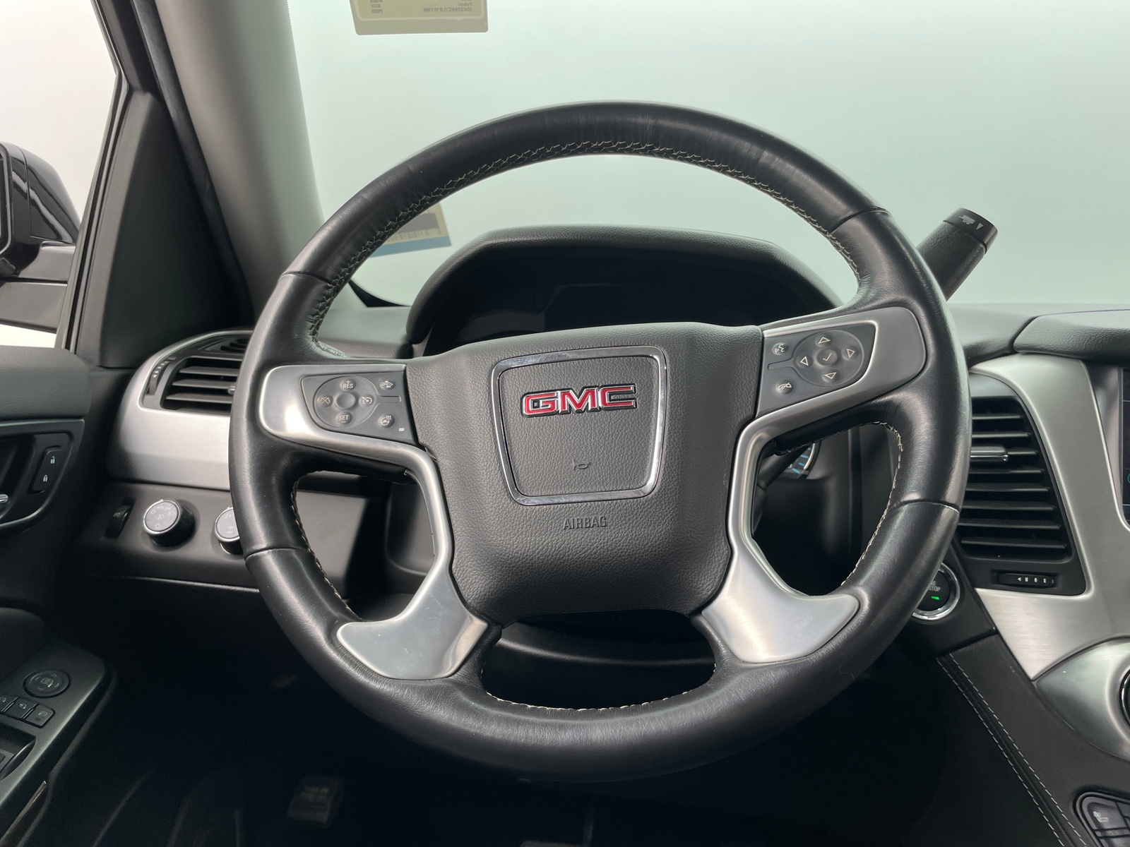 Thumbnail: 2020 GMC Yukon - 4