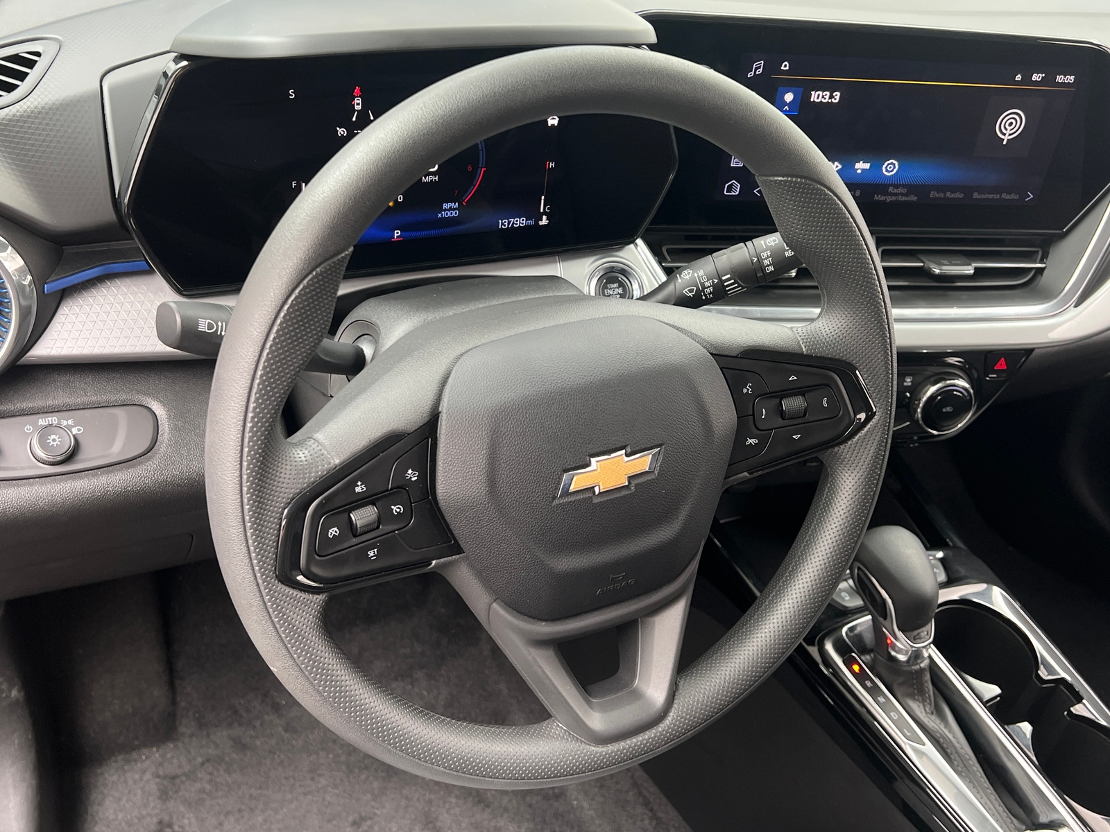 Thumbnail: 2025 Chevrolet Trax - 5