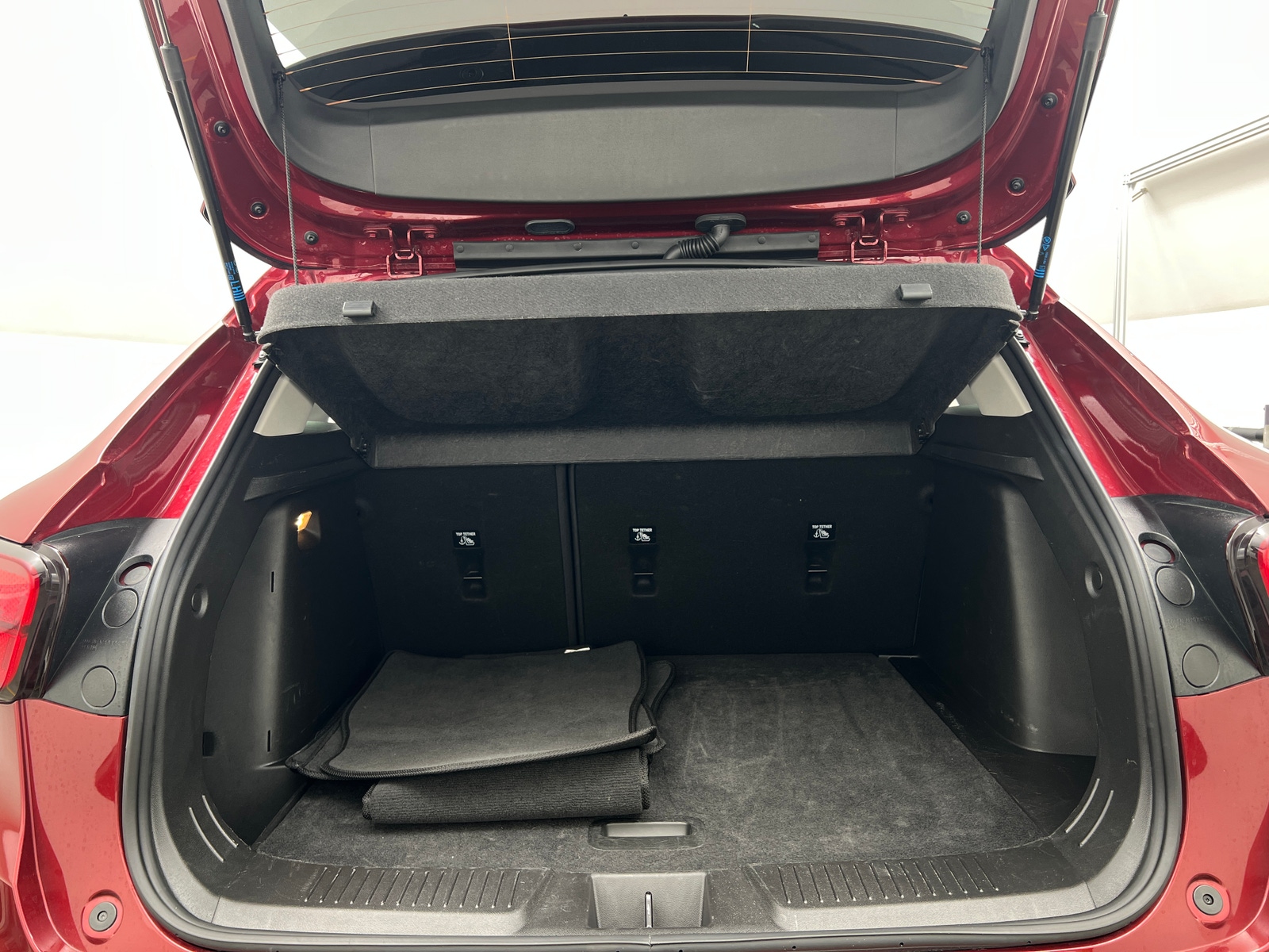 Thumbnail: 2025 Chevrolet Trax - 7