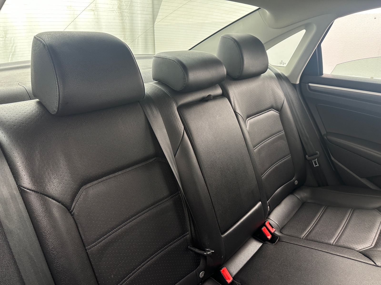 Thumbnail: 2018 Volkswagen Passat - 5