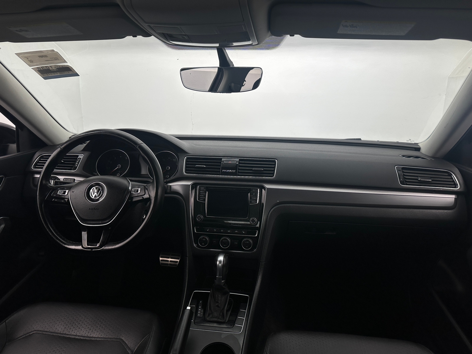 Thumbnail: 2018 Volkswagen Passat - 2