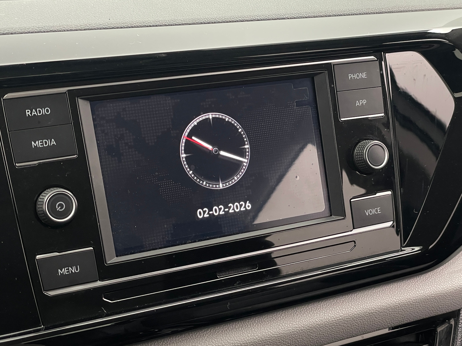 Thumbnail: 2023 Volkswagen Taos - 4