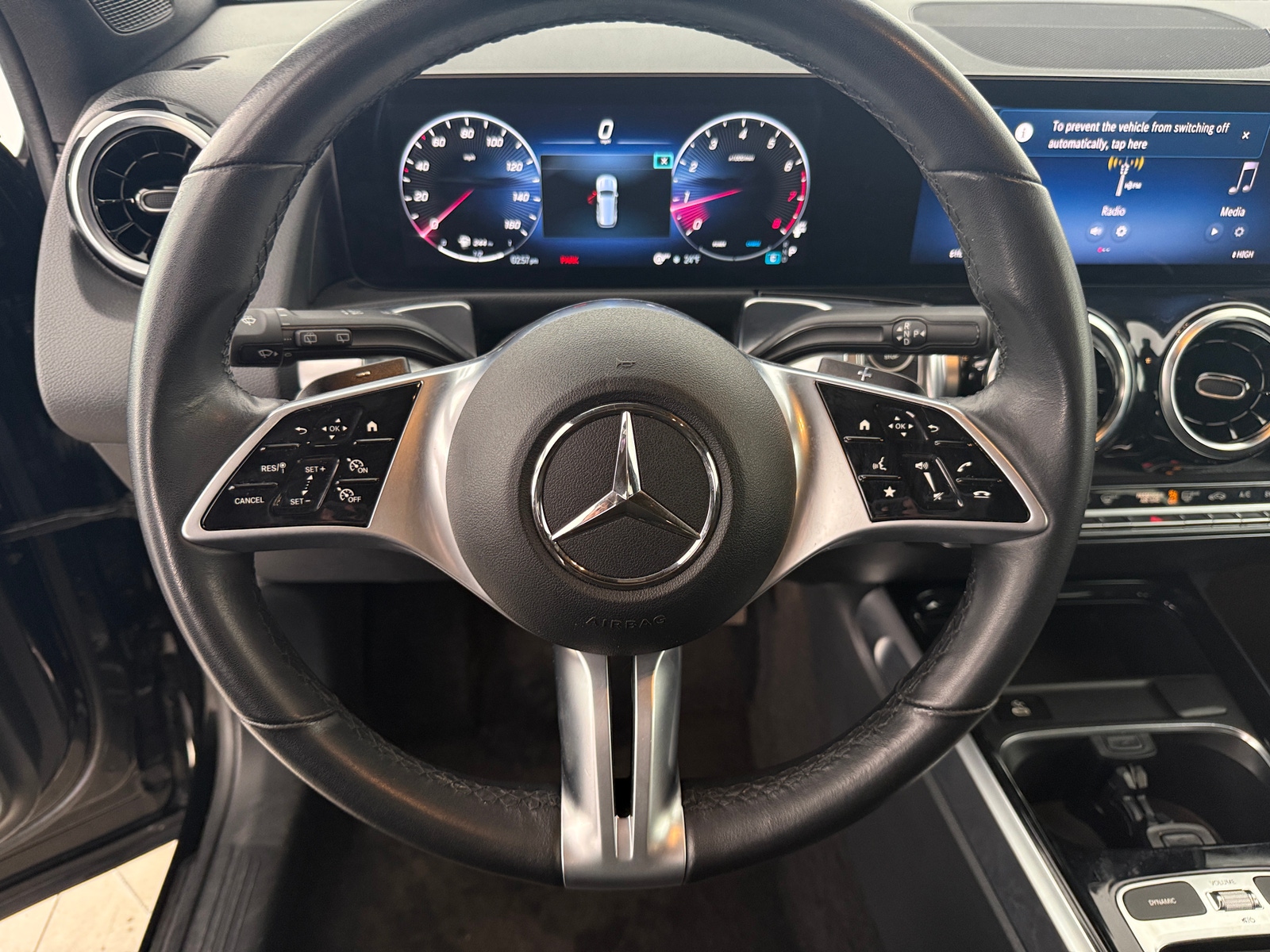 Thumbnail: 2025 Mercedes-Benz GLB - 4