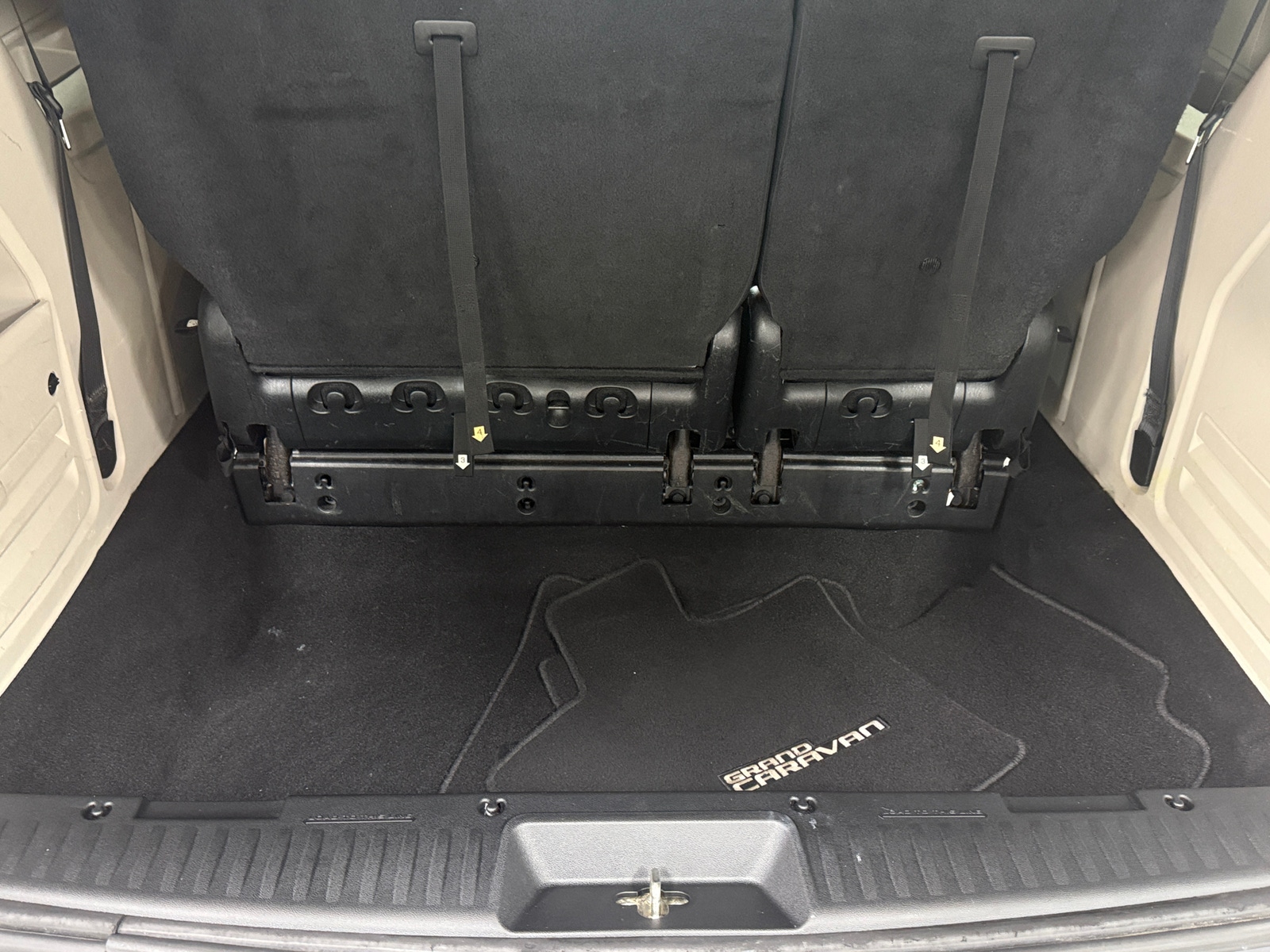 Thumbnail: 2016 Dodge Grand Caravan - 7