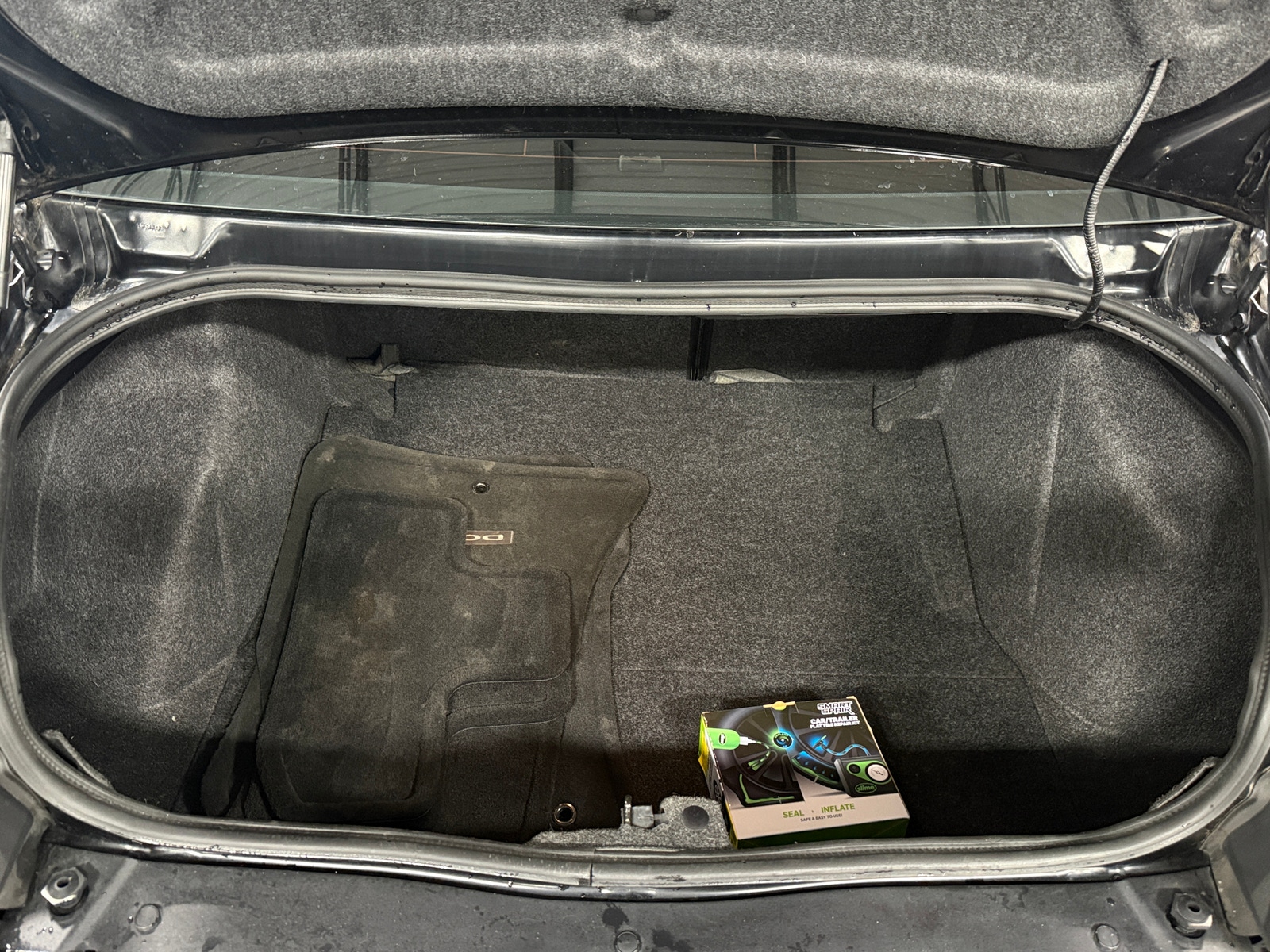 Thumbnail: 2014 Dodge Challenger - 5