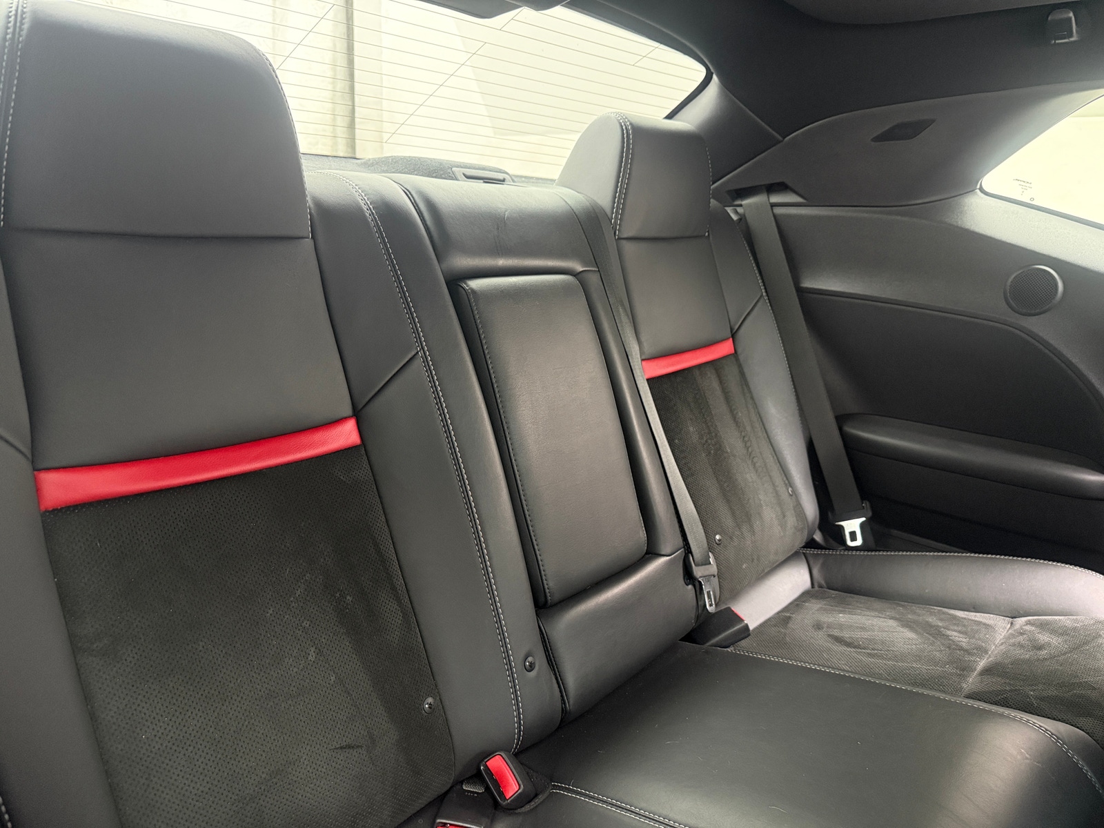 Thumbnail: 2014 Dodge Challenger - 4