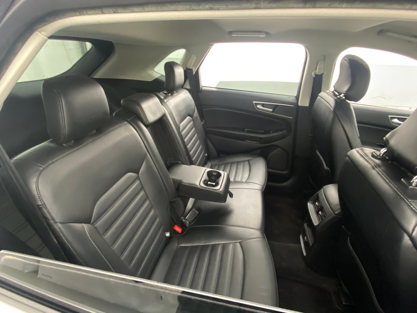 Thumbnail: 2016 Ford Edge - 5