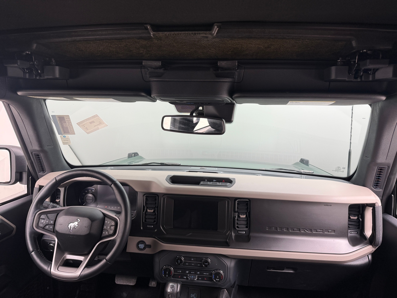 Thumbnail: 2022 Ford Bronco - 3