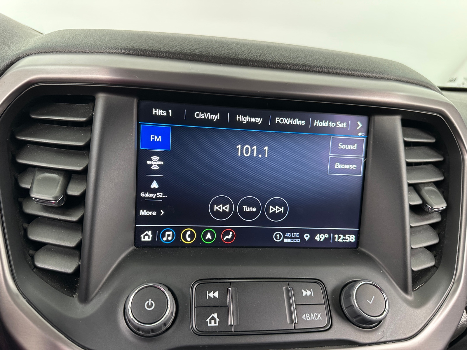 Thumbnail: 2023 GMC Acadia - 3