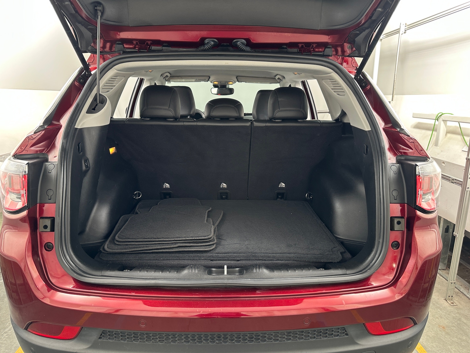 Thumbnail: 2022 Jeep Compass - 7