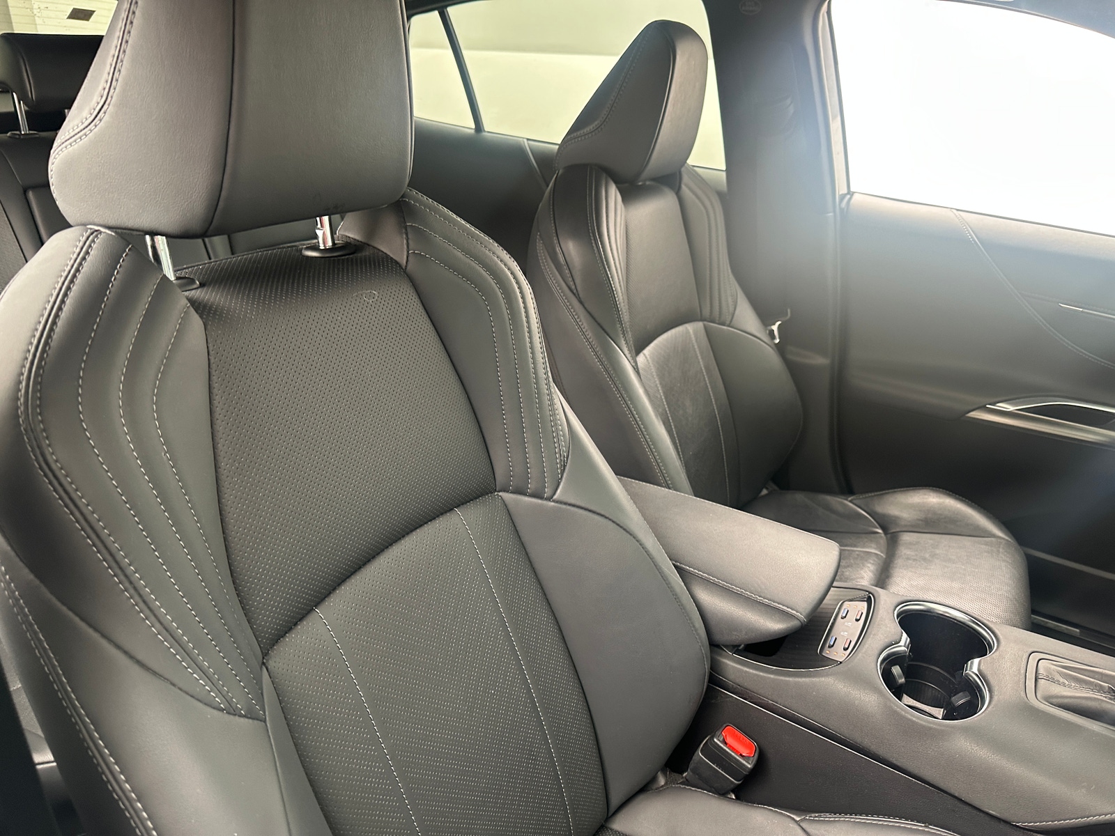 Thumbnail: 2022 Toyota Venza - 2