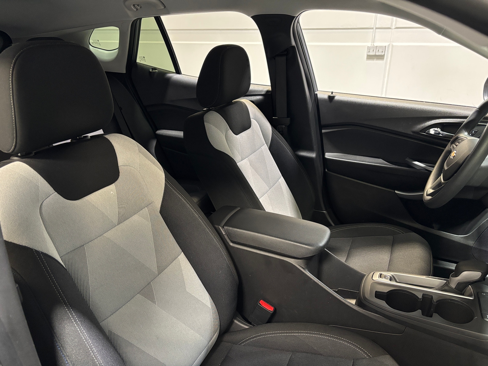 Thumbnail: 2025 Chevrolet Trax - 2