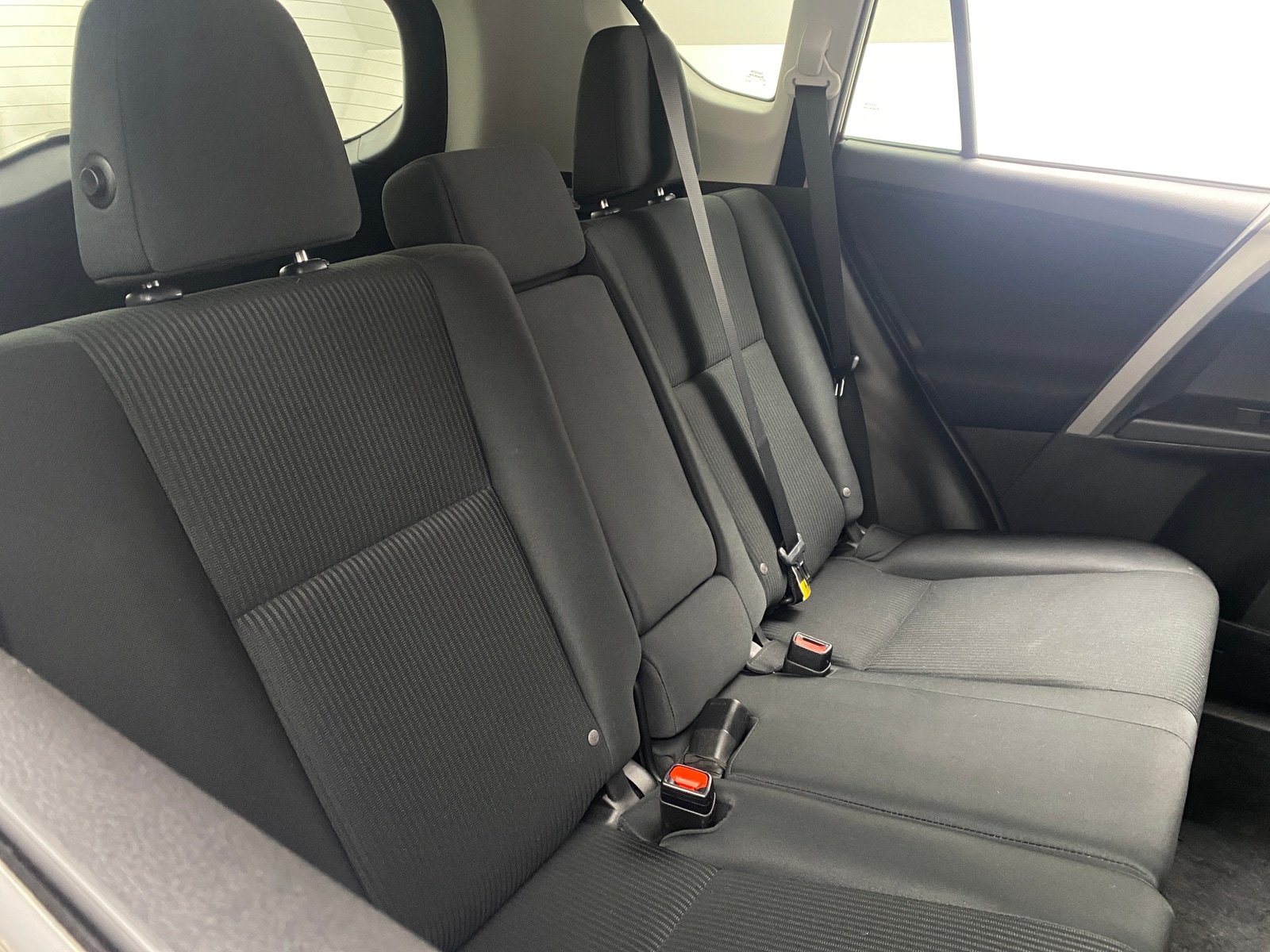 Thumbnail: 2018 Toyota RAV4 - 6