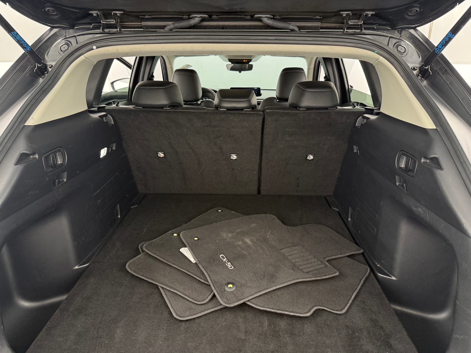 Thumbnail: 2025 Mazda CX-50 - 6