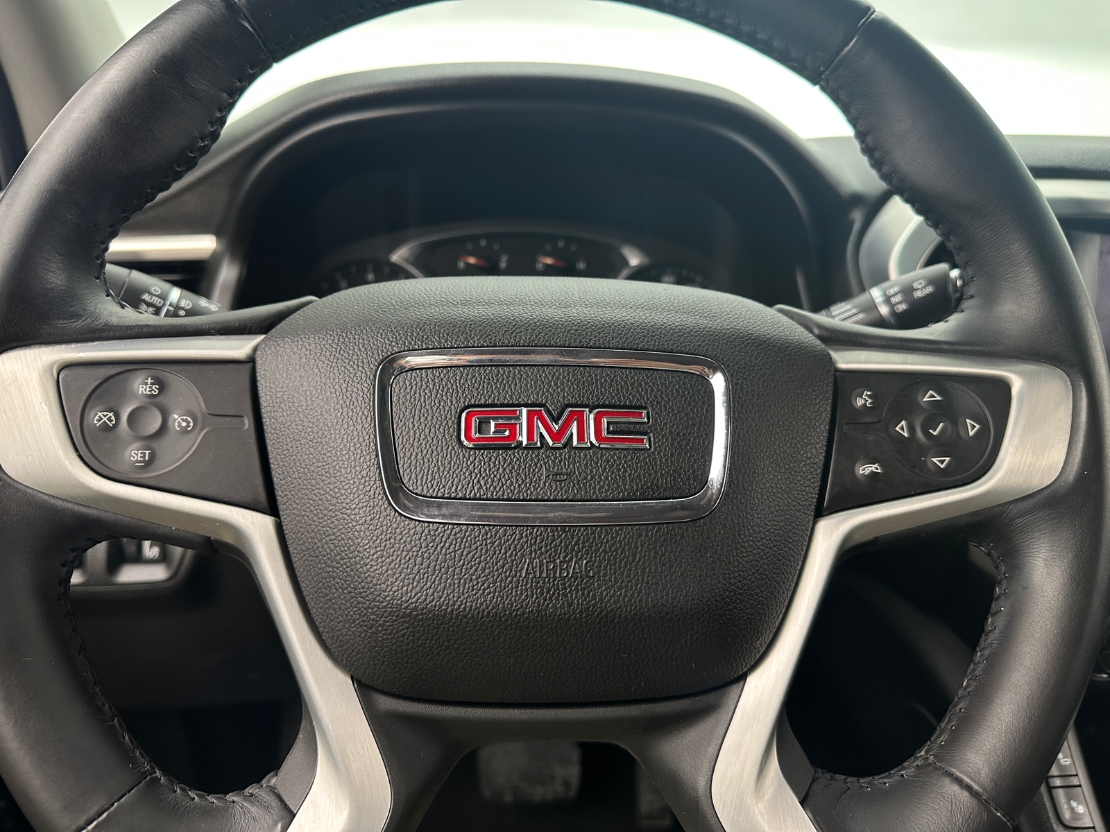 Thumbnail: 2018 GMC Acadia - 4