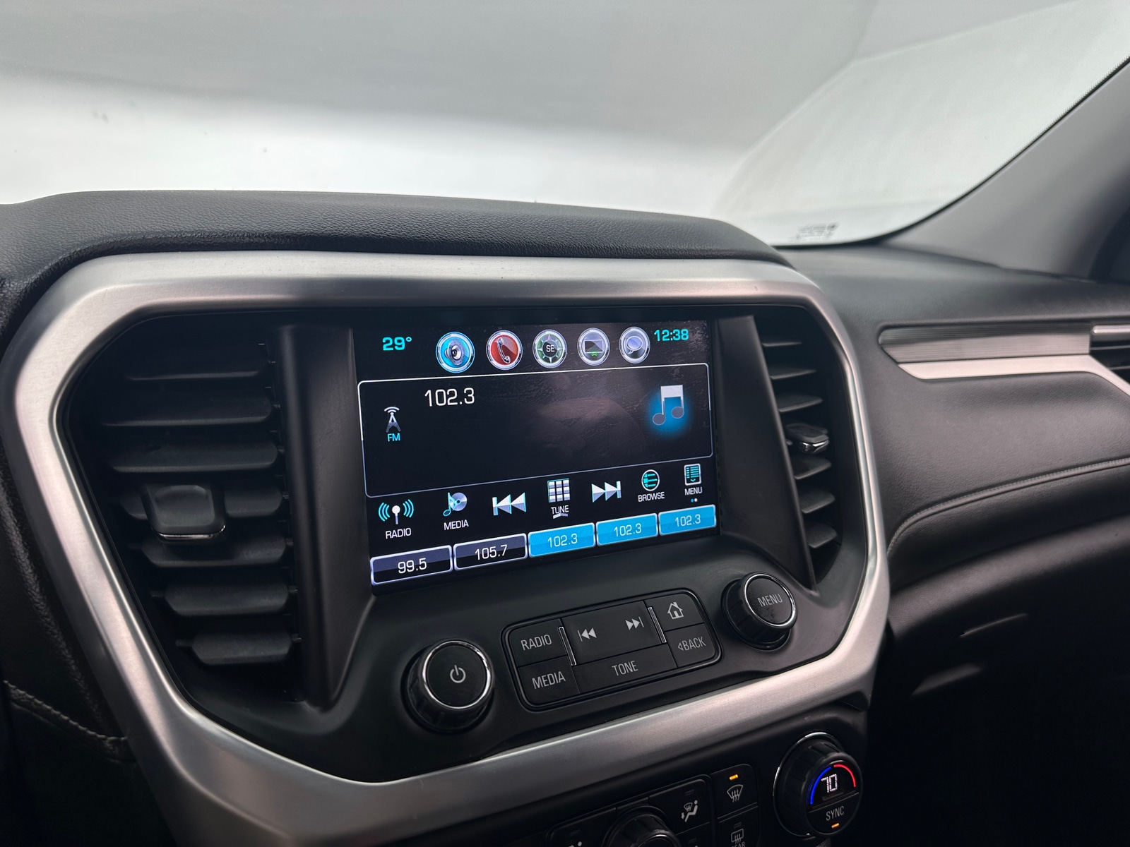 Thumbnail: 2018 GMC Acadia - 3