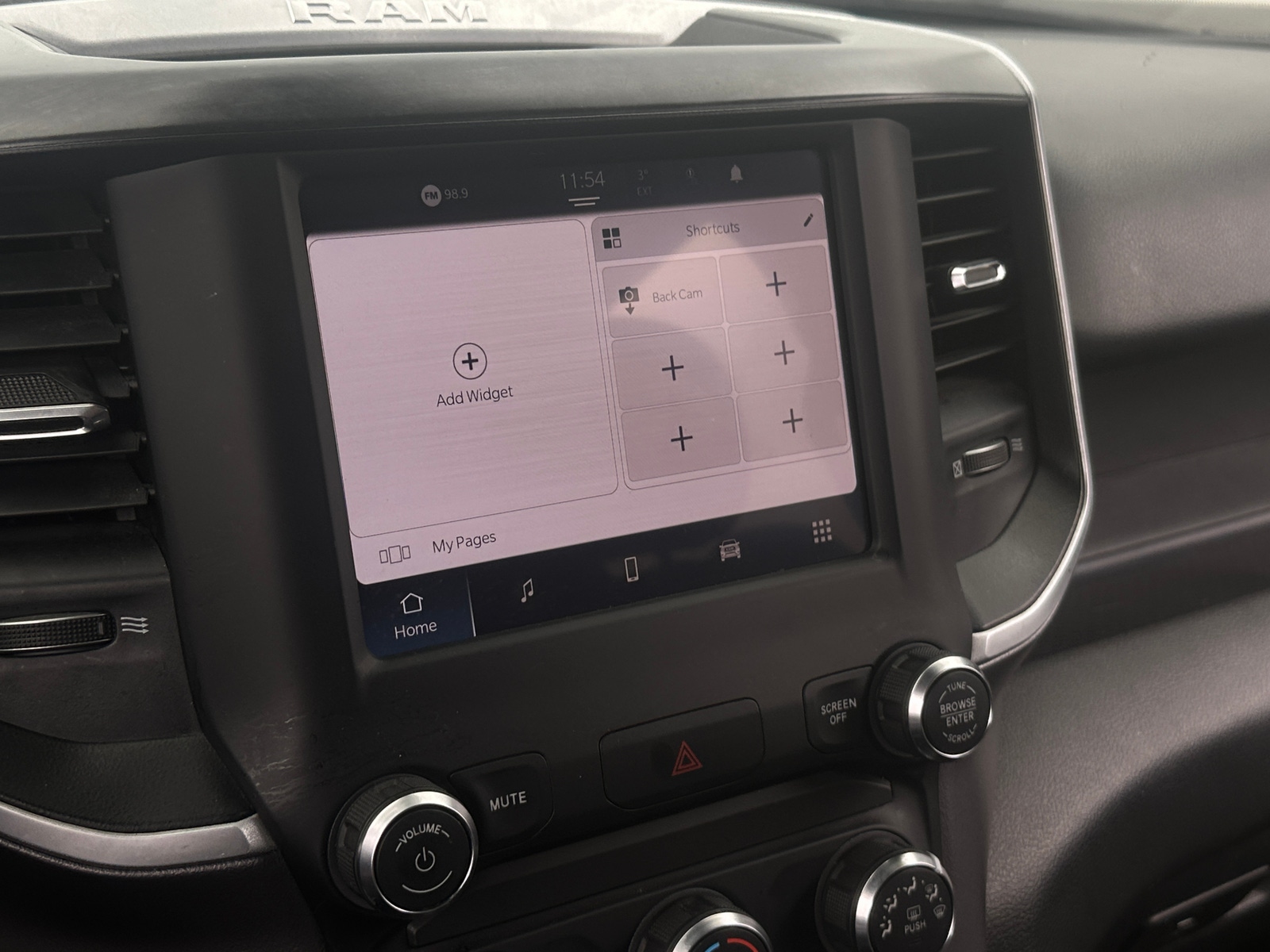 Thumbnail: 2023 RAM 1500 - 4