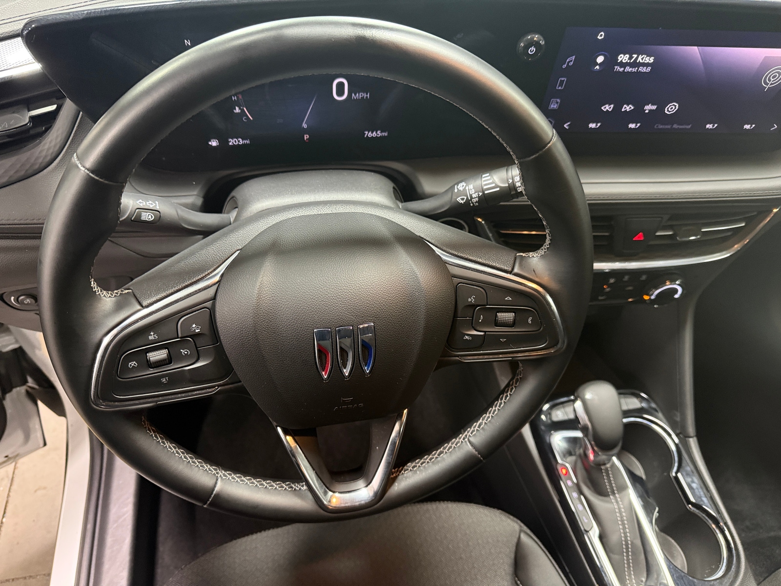 Thumbnail: 2025 Buick Encore GX - 5