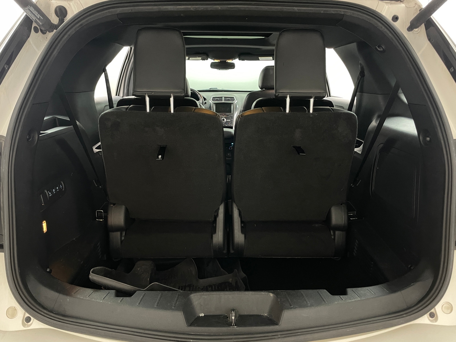 Thumbnail: 2017 Ford Explorer - 6