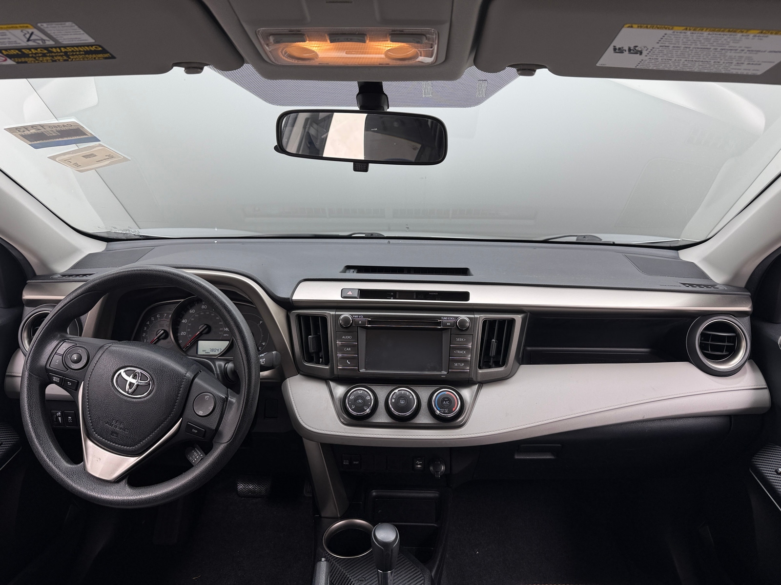 Thumbnail: 2015 Toyota RAV4 - 3