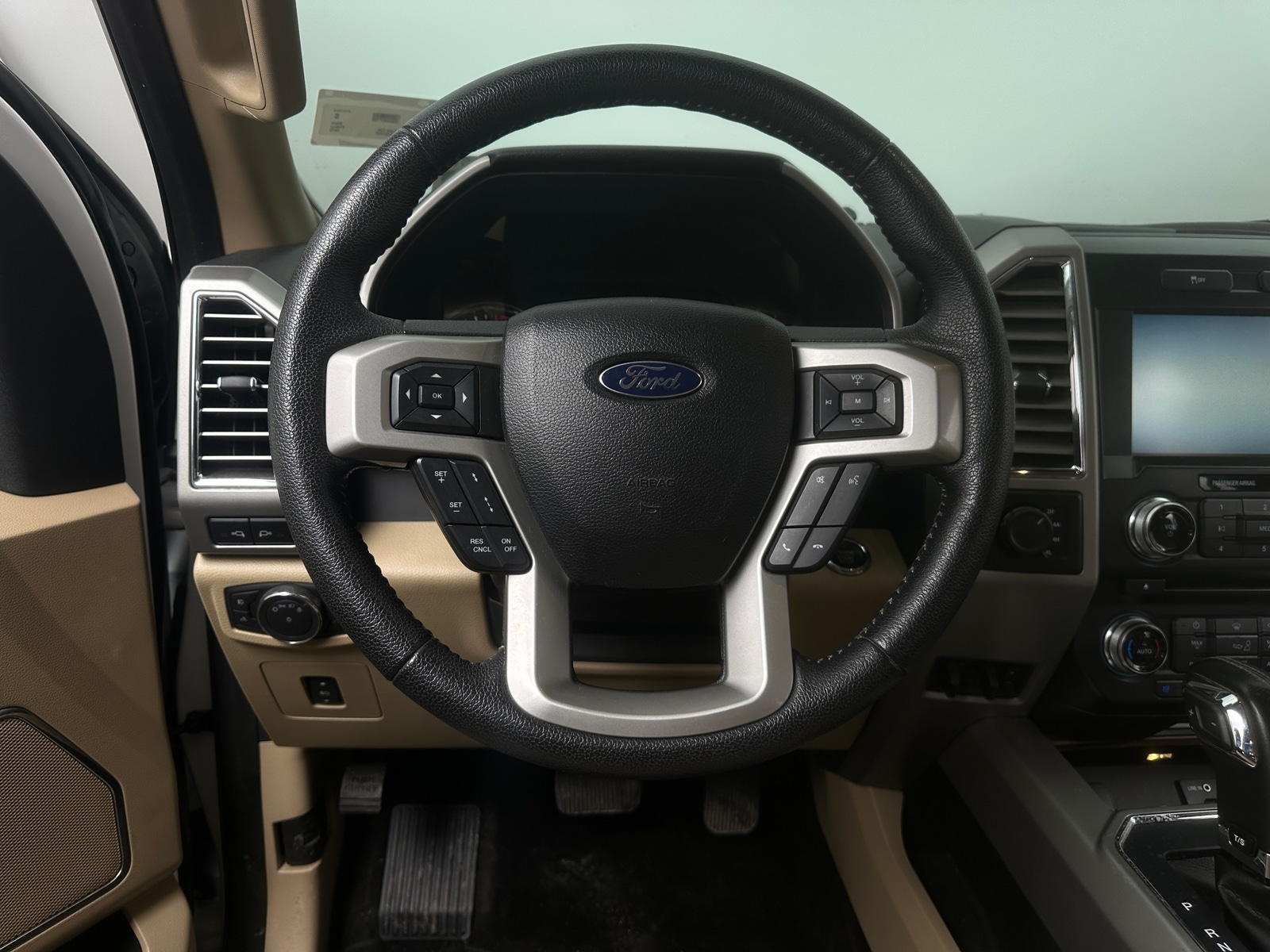 Thumbnail: 2015 Ford Econoline - 4