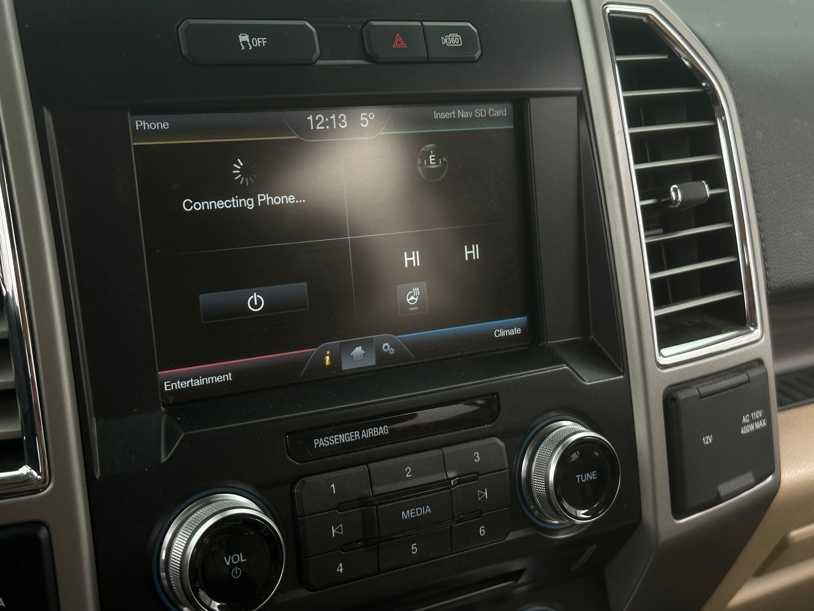 Thumbnail: 2015 Ford Econoline - 3