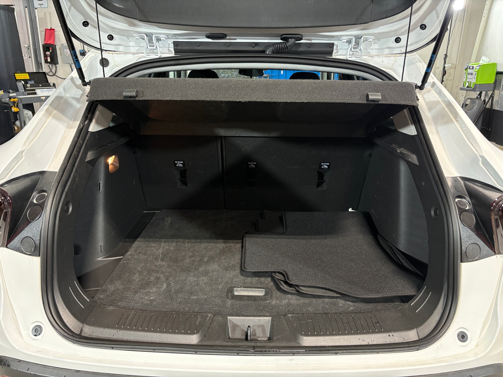 Thumbnail: 2025 Chevrolet Trax - 7