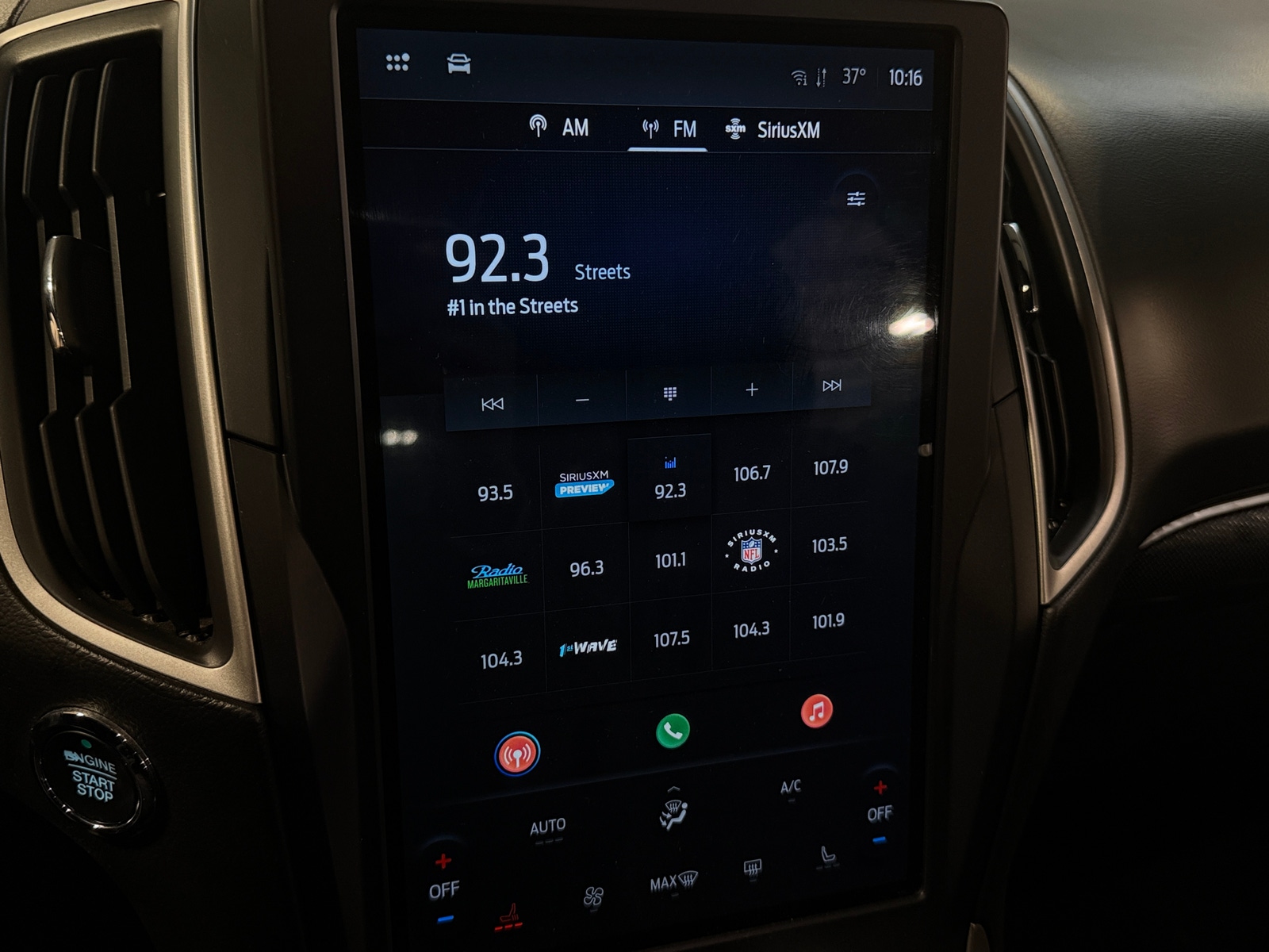 Thumbnail: 2021 Ford Edge - 3