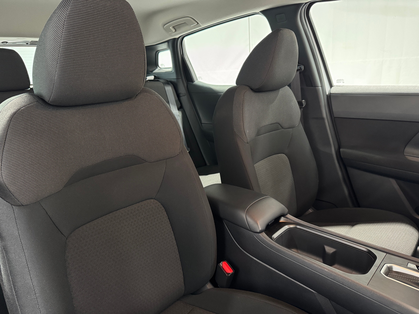 Thumbnail: 2025 Nissan Kicks - 2